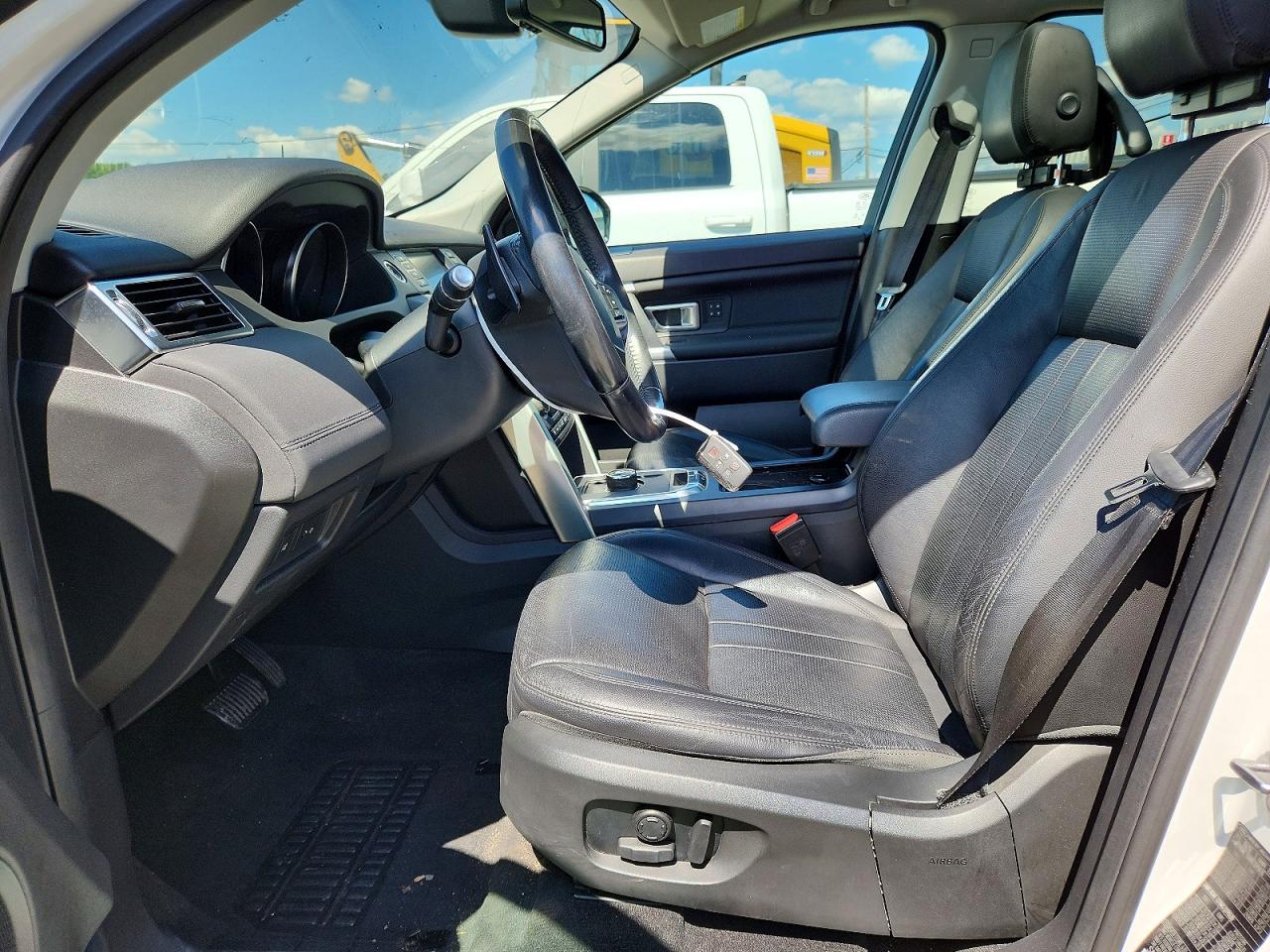 2018 Land Rover Discovery Sport Hse White vin: SALCR2RX0JH769477