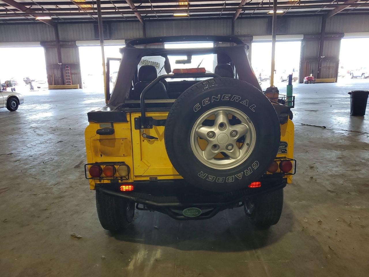 1995 Land Rover Defender 90 Yellow vin: SALDV2280SA956053
