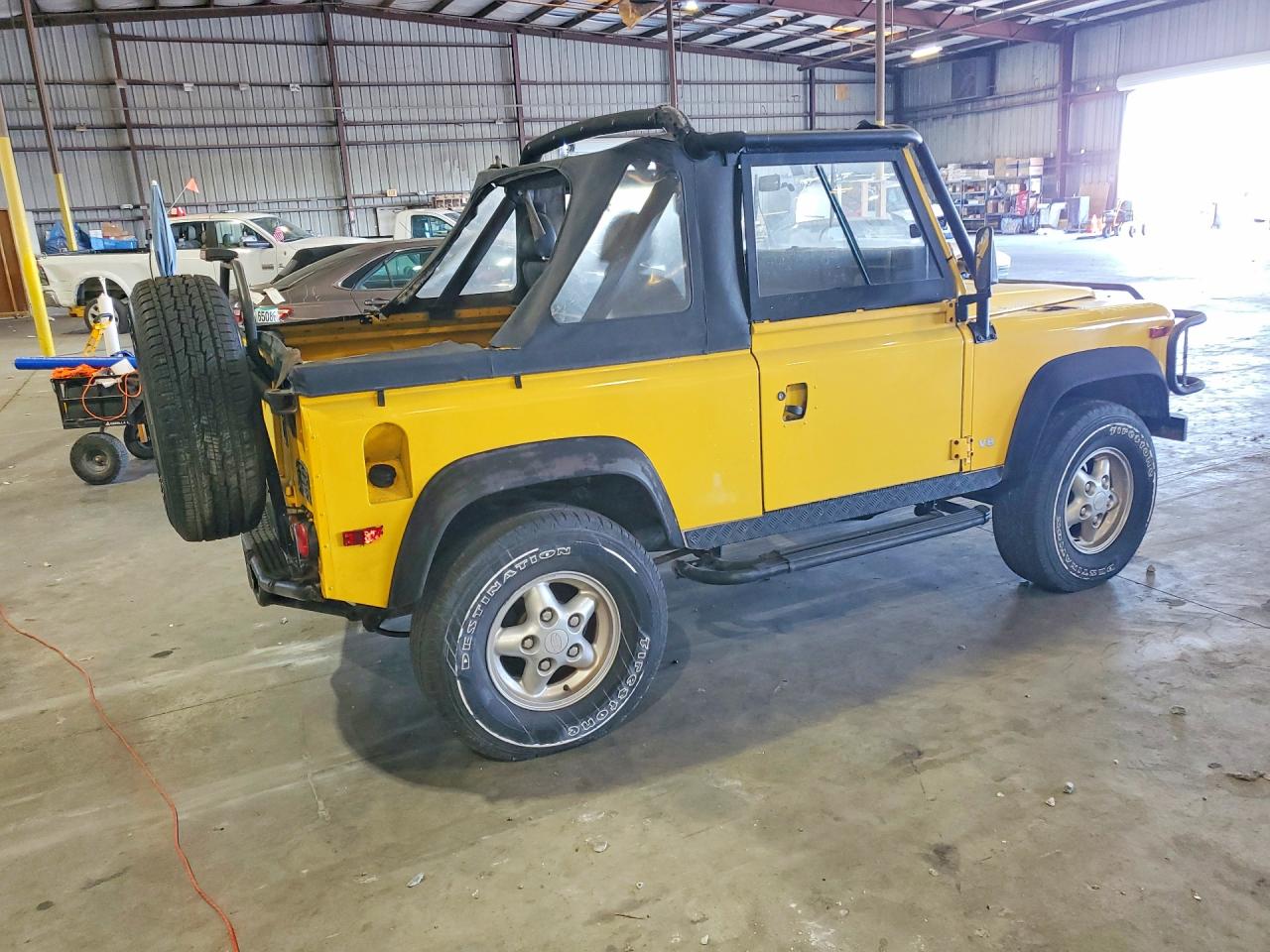 1995 Land Rover Defender 90 Yellow vin: SALDV2280SA956053