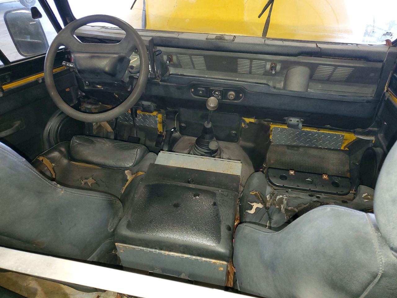 1995 Land Rover Defender 90 Yellow vin: SALDV2280SA956053