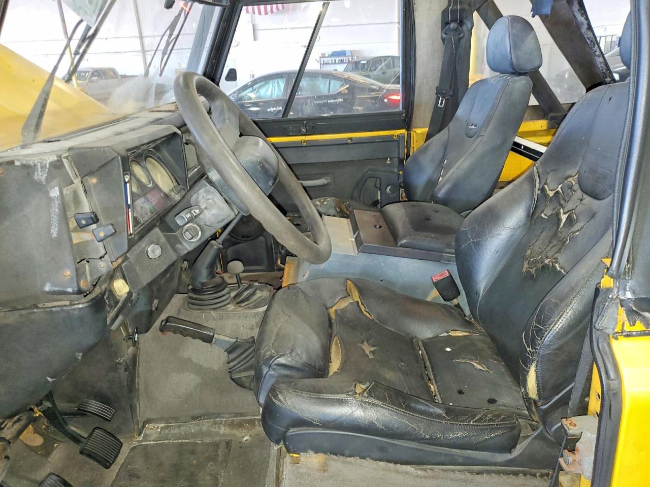 1995 Land Rover Defender 90 Yellow vin: SALDV2280SA956053