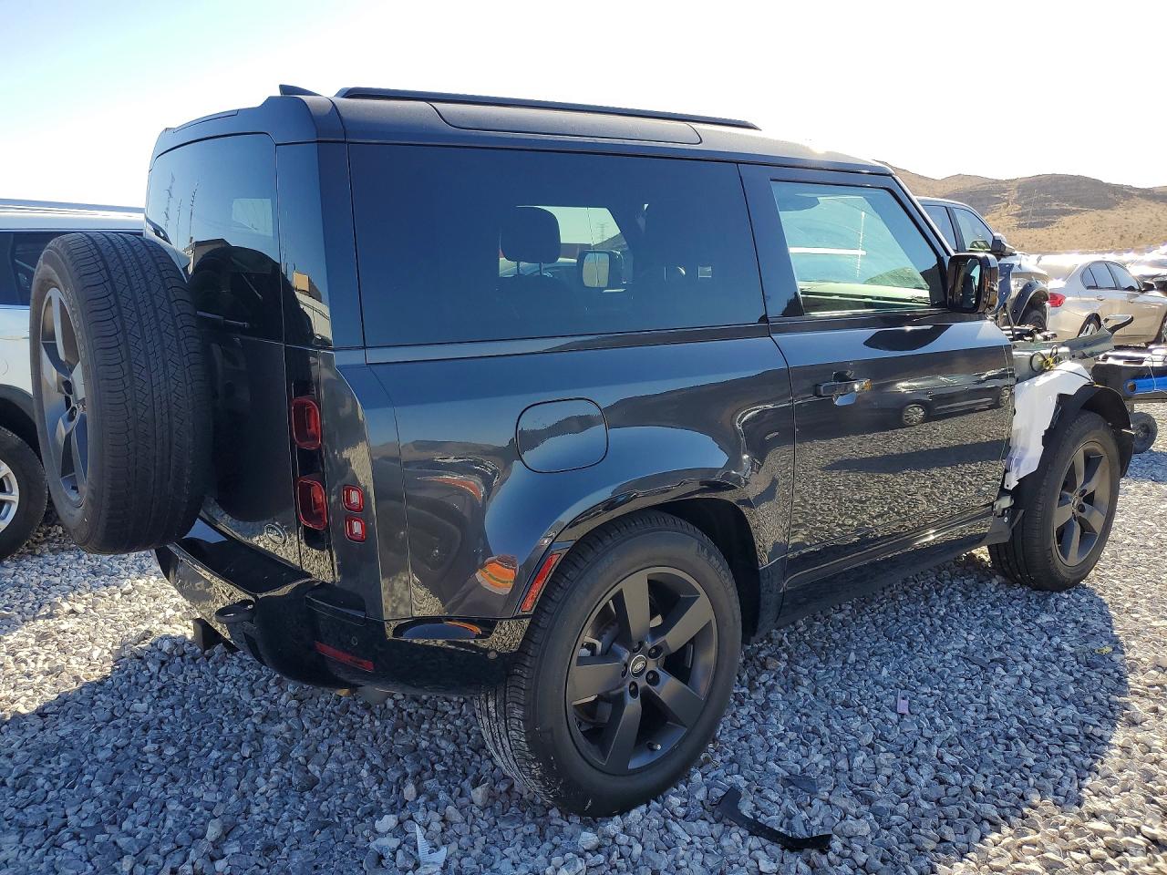 2023 Land Rover Defender 90 X-dynamic Se Gray vin: SALE26EUXP2165477