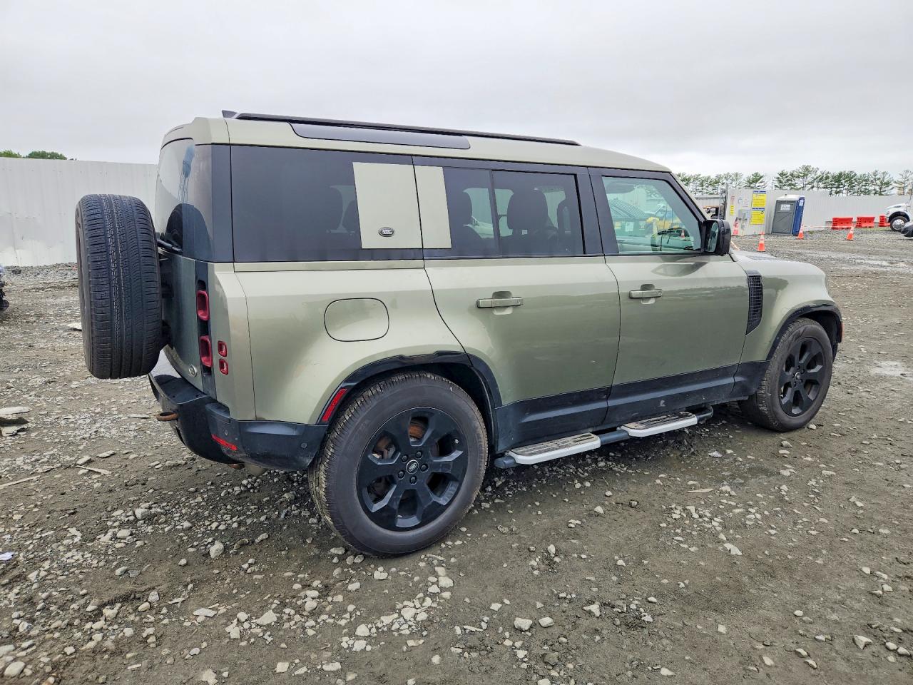2023 Land Rover Defender 110 X-dynamic Se Green vin: SALE27EU9P2238859