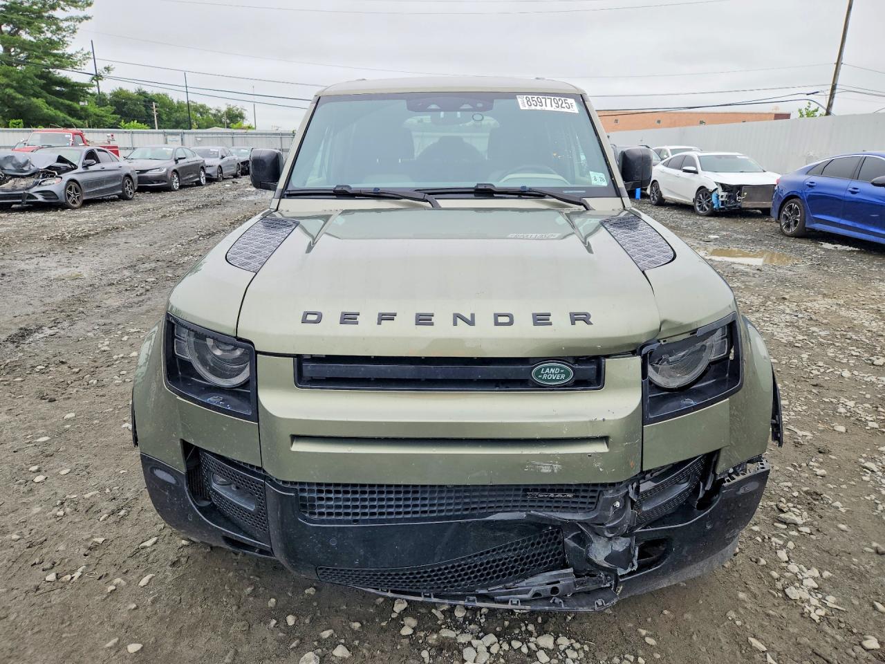 2023 Land Rover Defender 110 X-dynamic Se Green vin: SALE27EU9P2238859