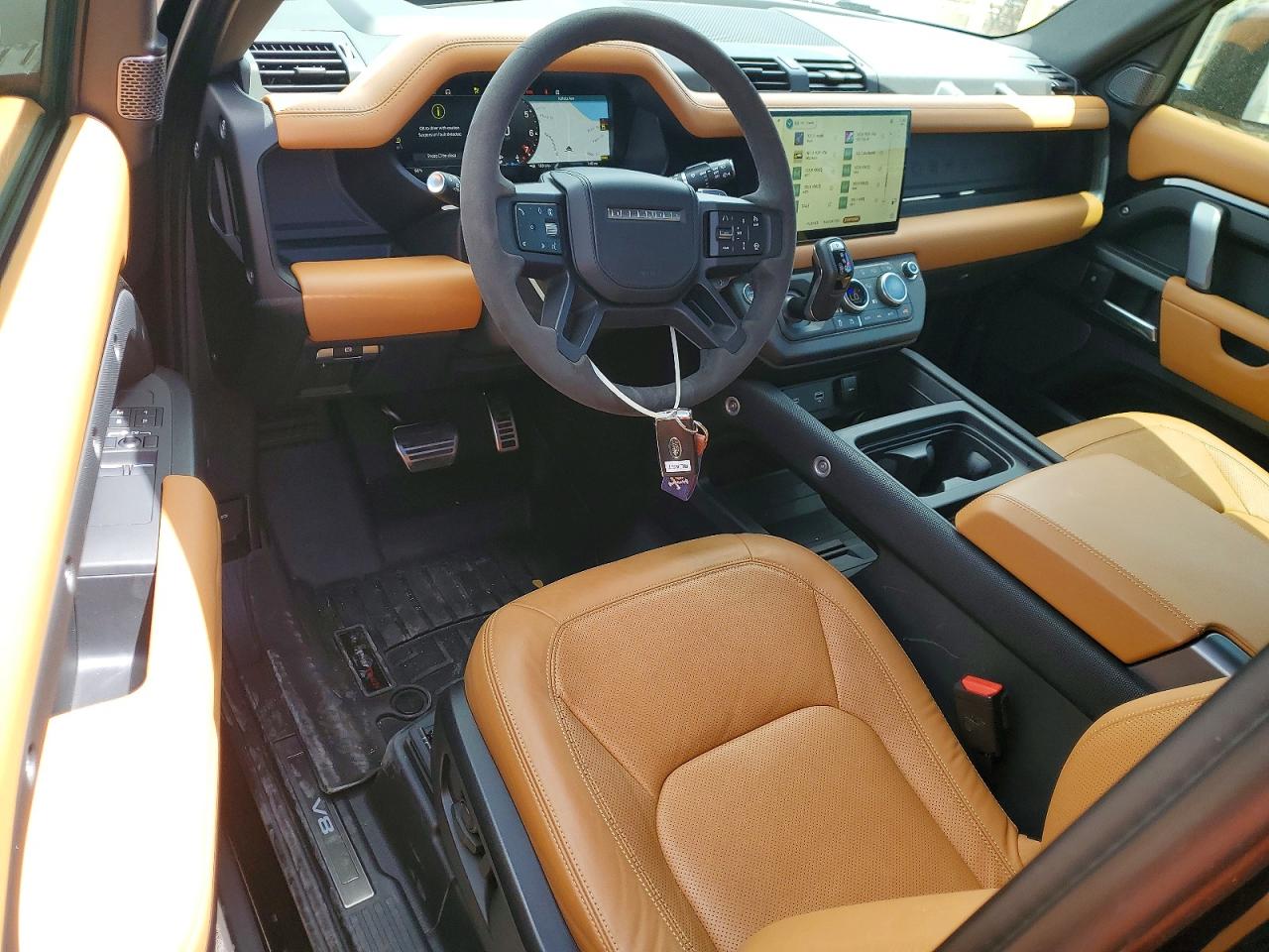 2024 Land Rover Defender 90 Черный vin: SALEB6EE3R2272155