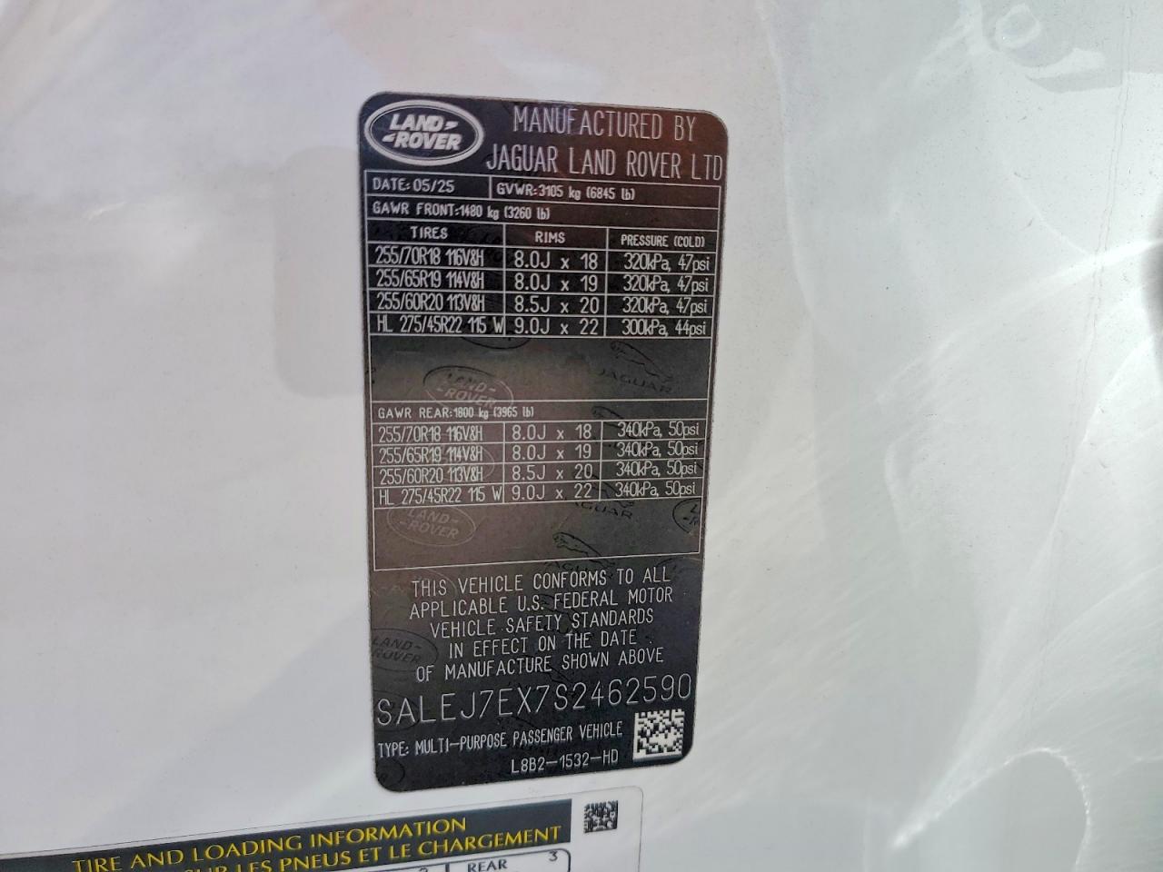 2025 Land Rover Defender 110 S White vin: SALEJ7EX7S2462590