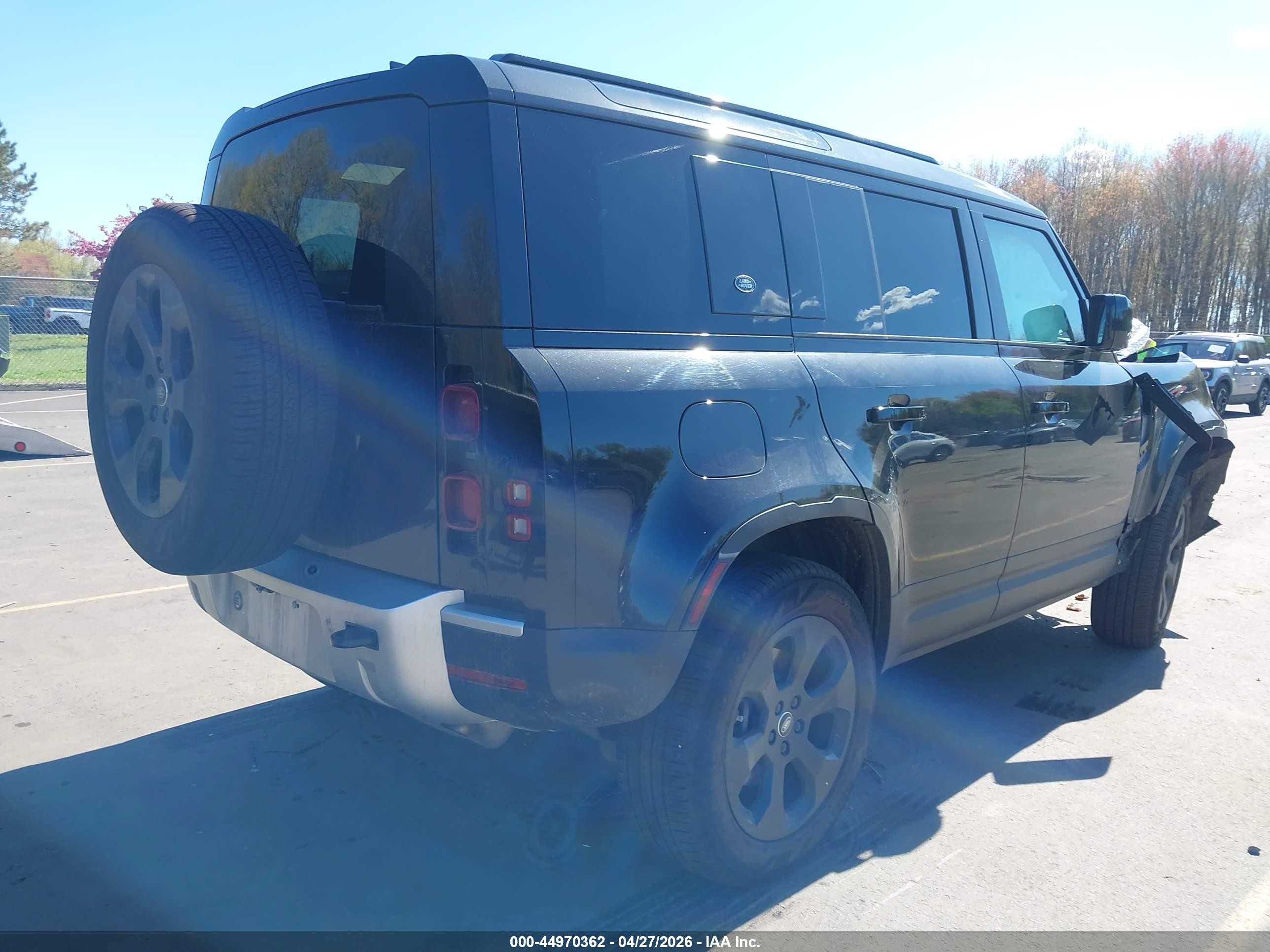 2024 Land Rover Defender 110 P400 S Black vin: SALEJEEU1R2295549