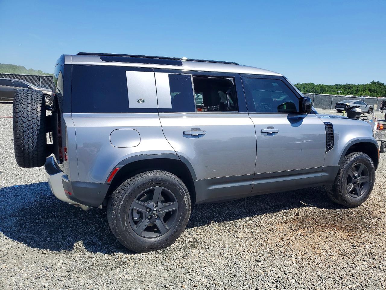 2023 Land Rover Defender 110 Silver vin: SALEK7EX2P2150326