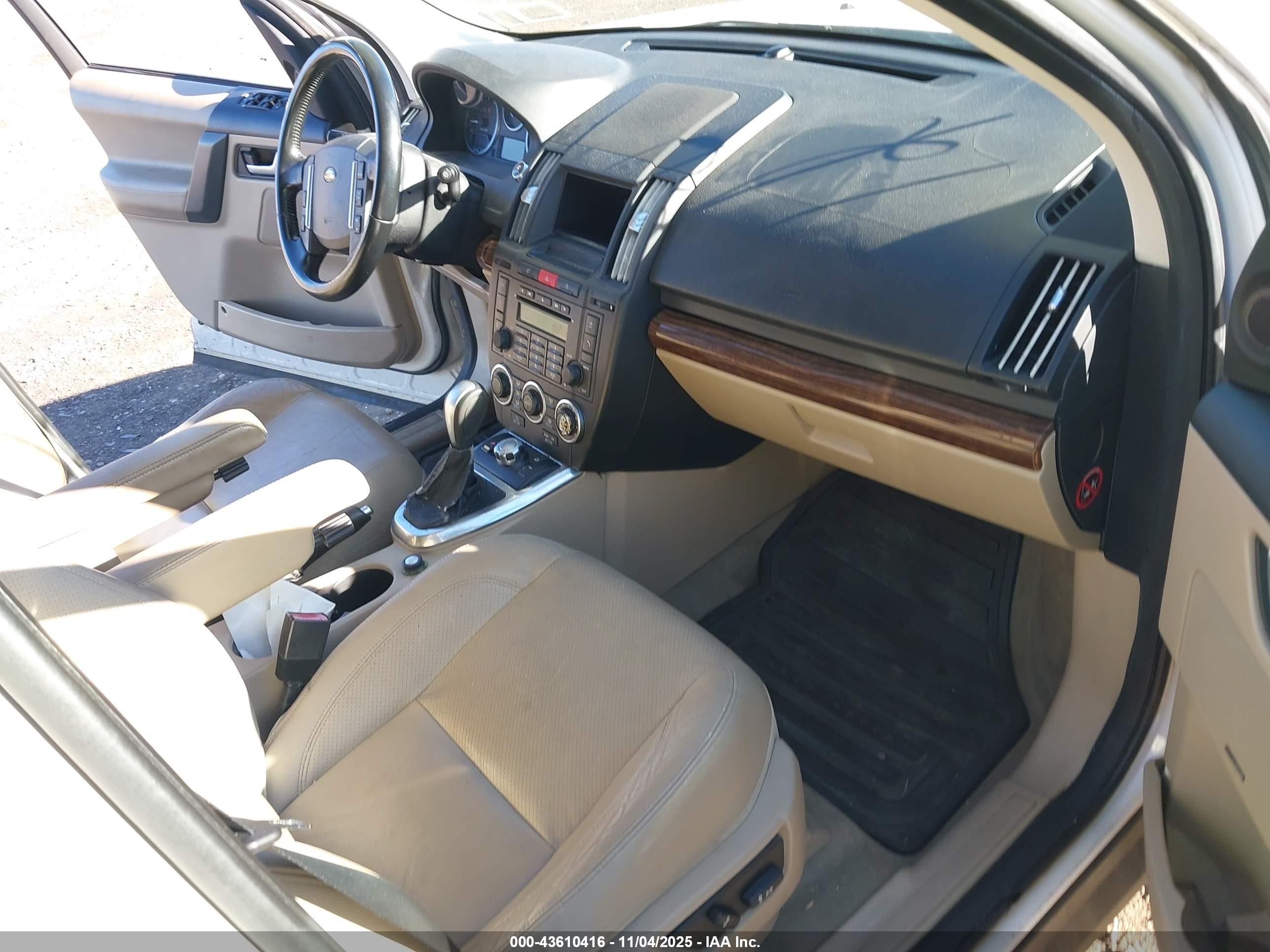 2009 Land Rover Lr2 Hse White vin: SALFR24N59H147648
