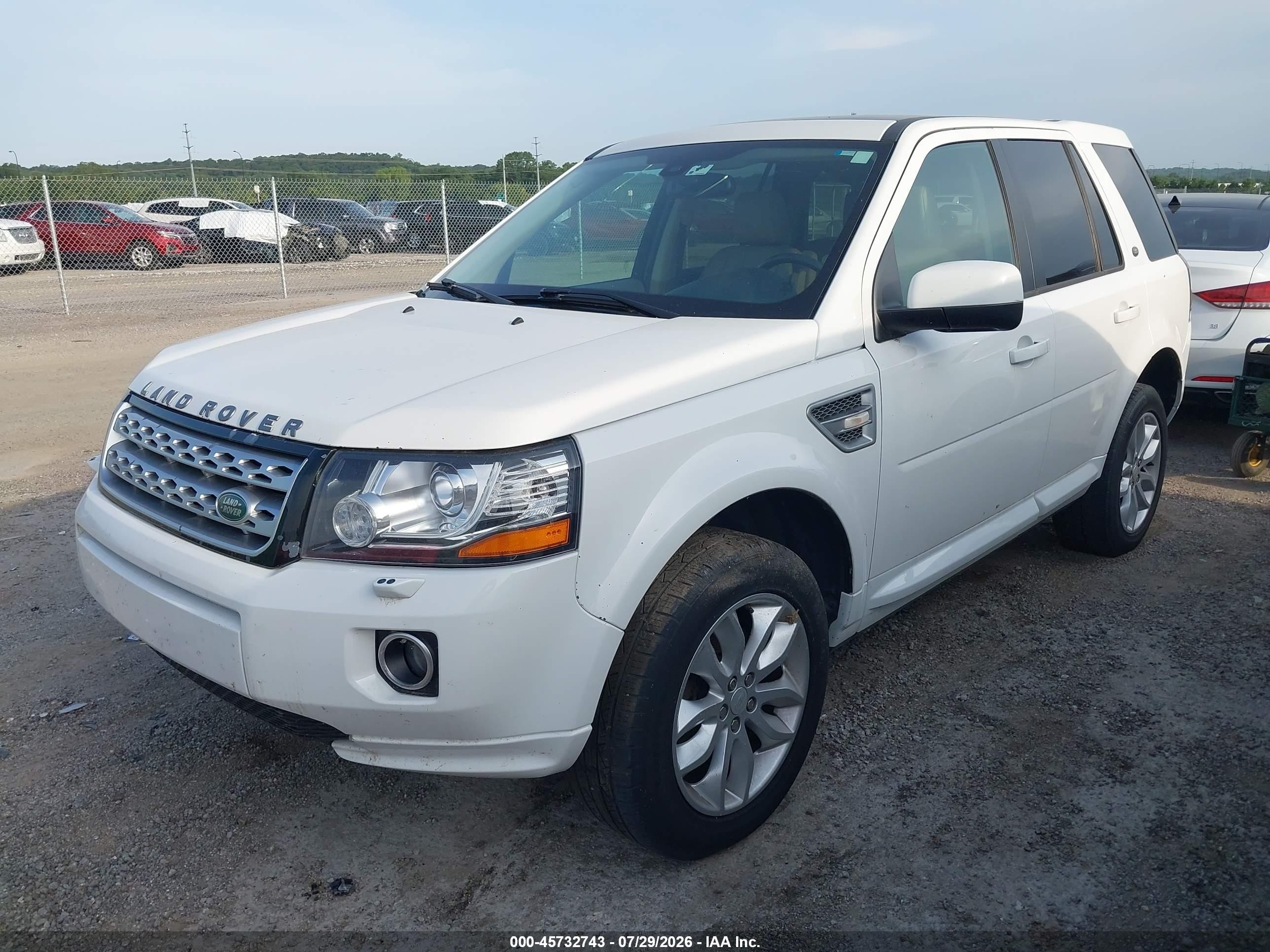 2015 Land Rover Lr2   White vin: SALFR2BG0FH423802