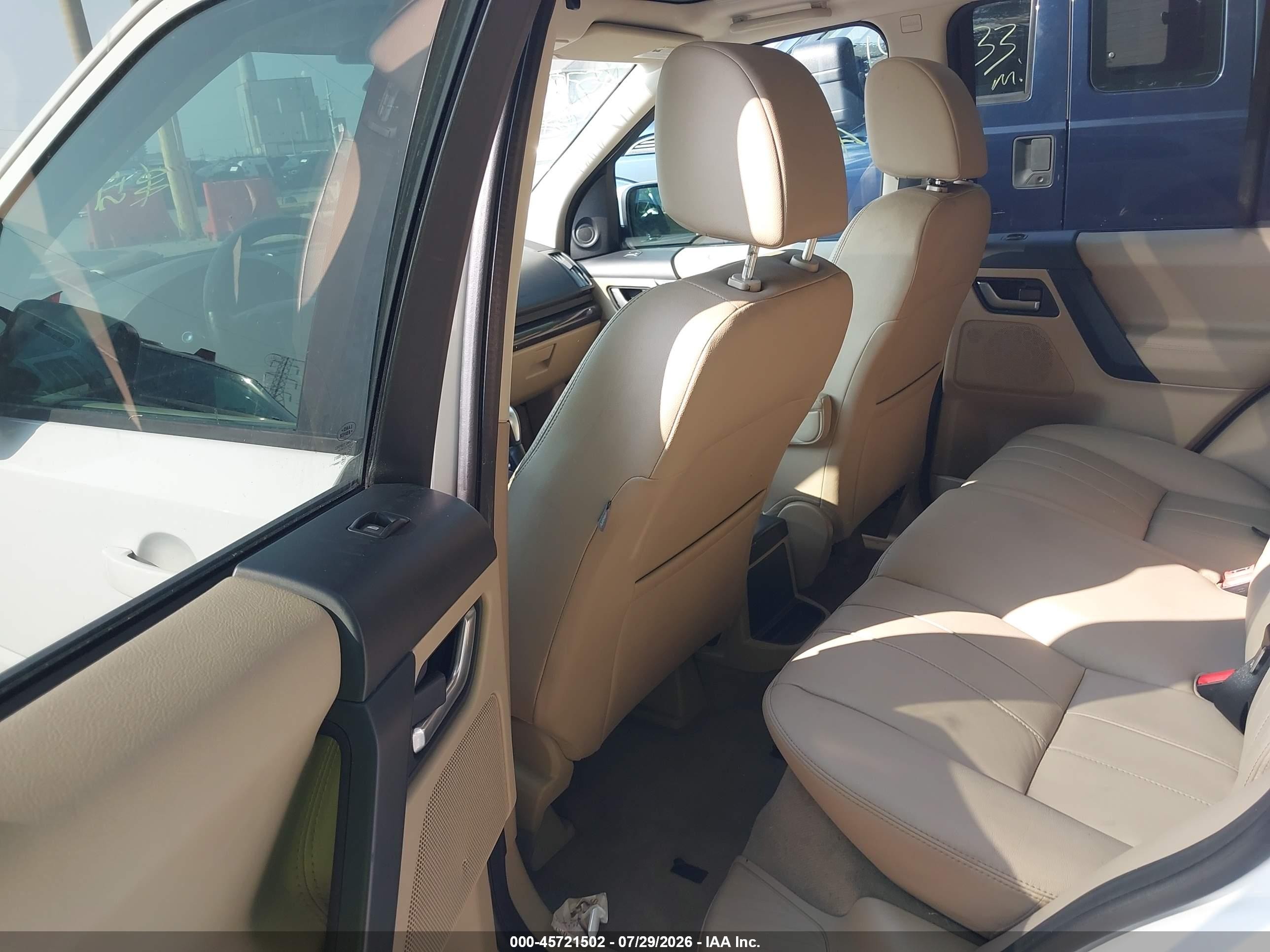 2014 Land Rover Lr2   White vin: SALFR2BG2EH411486