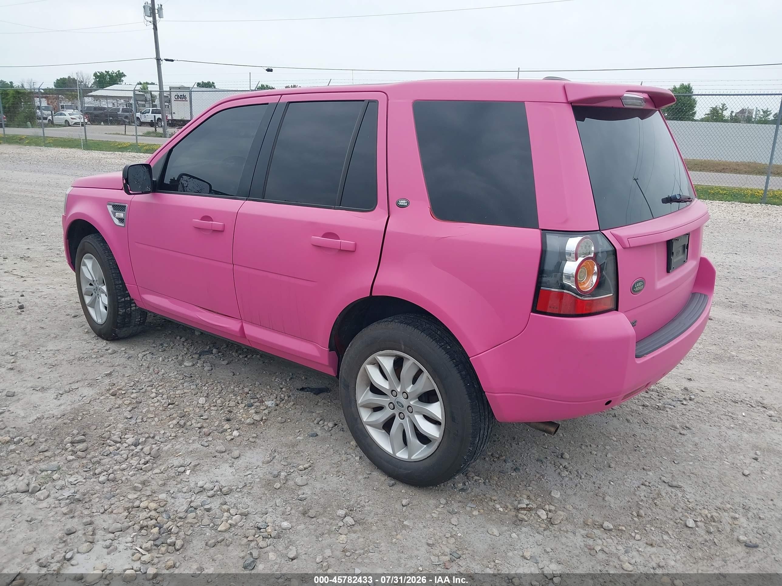 2013 Land Rover Lr2   Розовый vin: SALFR2BG3DH359199