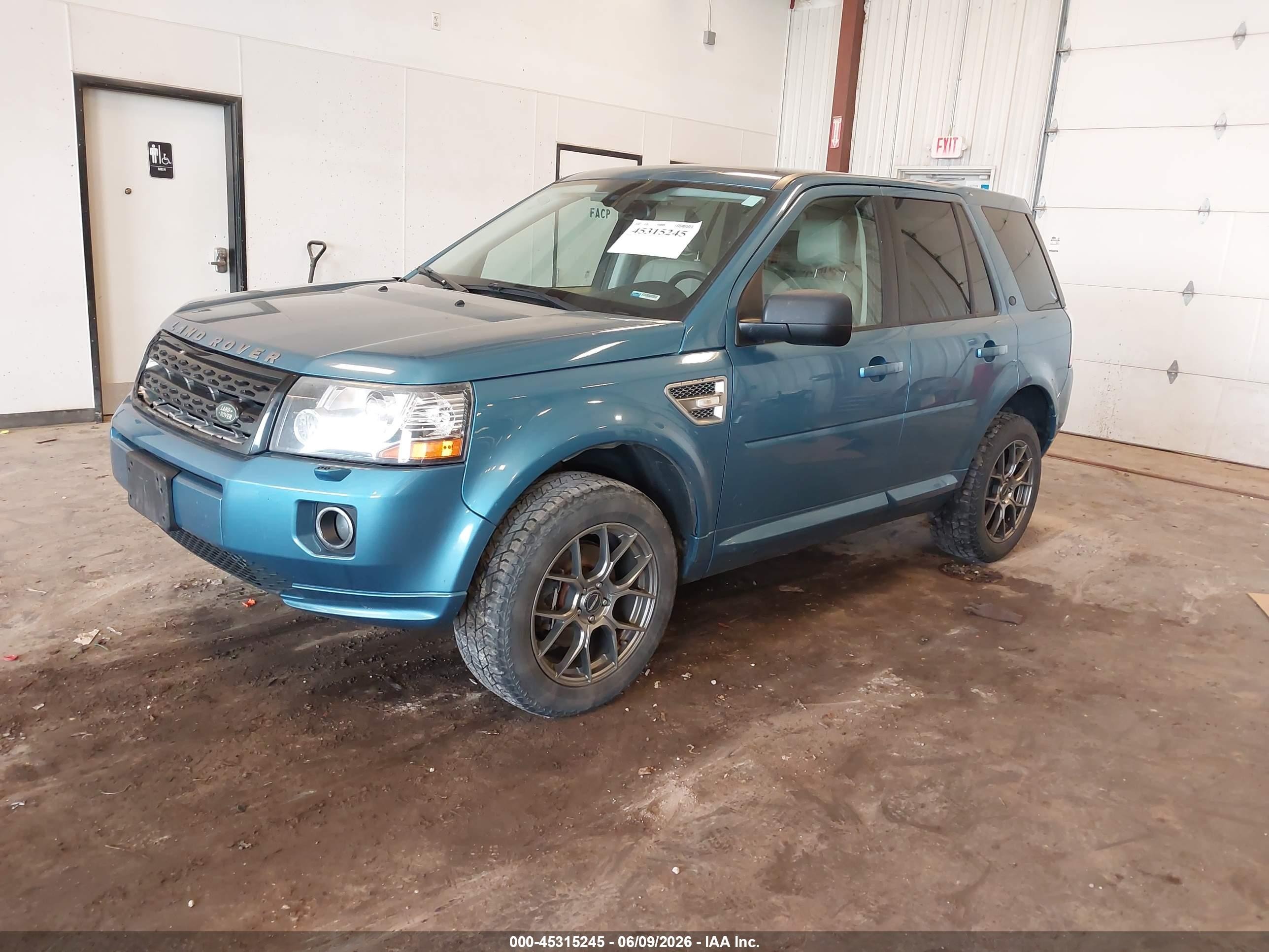 2014 Land Rover Lr2 Blue vin: SALFR2BG3EH408175