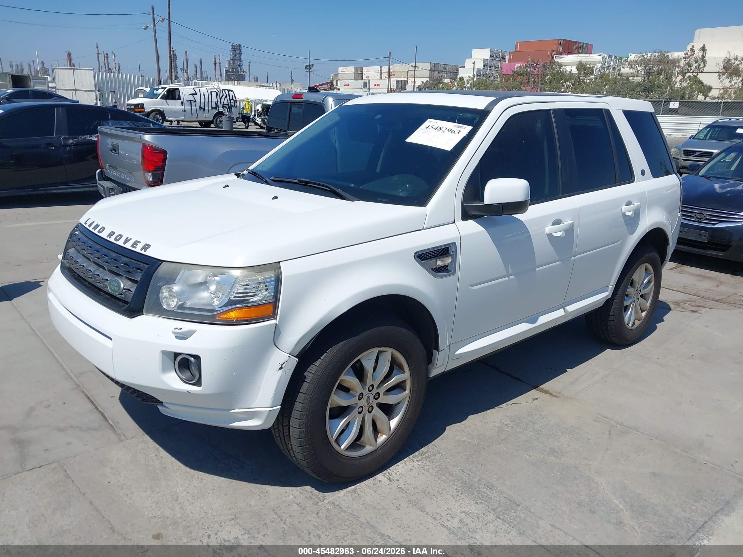 2013 Land Rover Lr2 White vin: SALFR2BG9DH359045