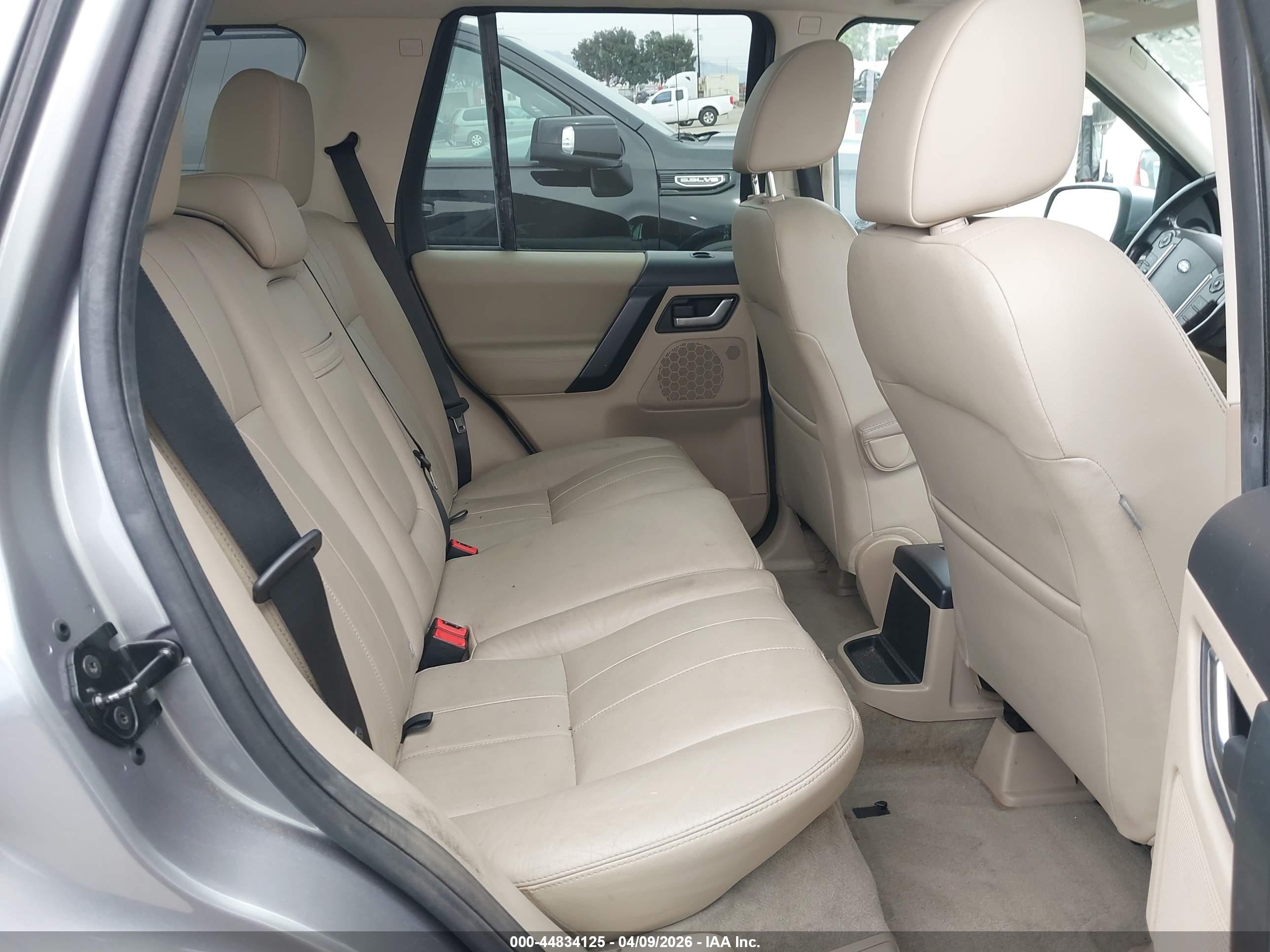 2013 Land Rover Lr2   Gray vin: SALFR2BGXDH323073