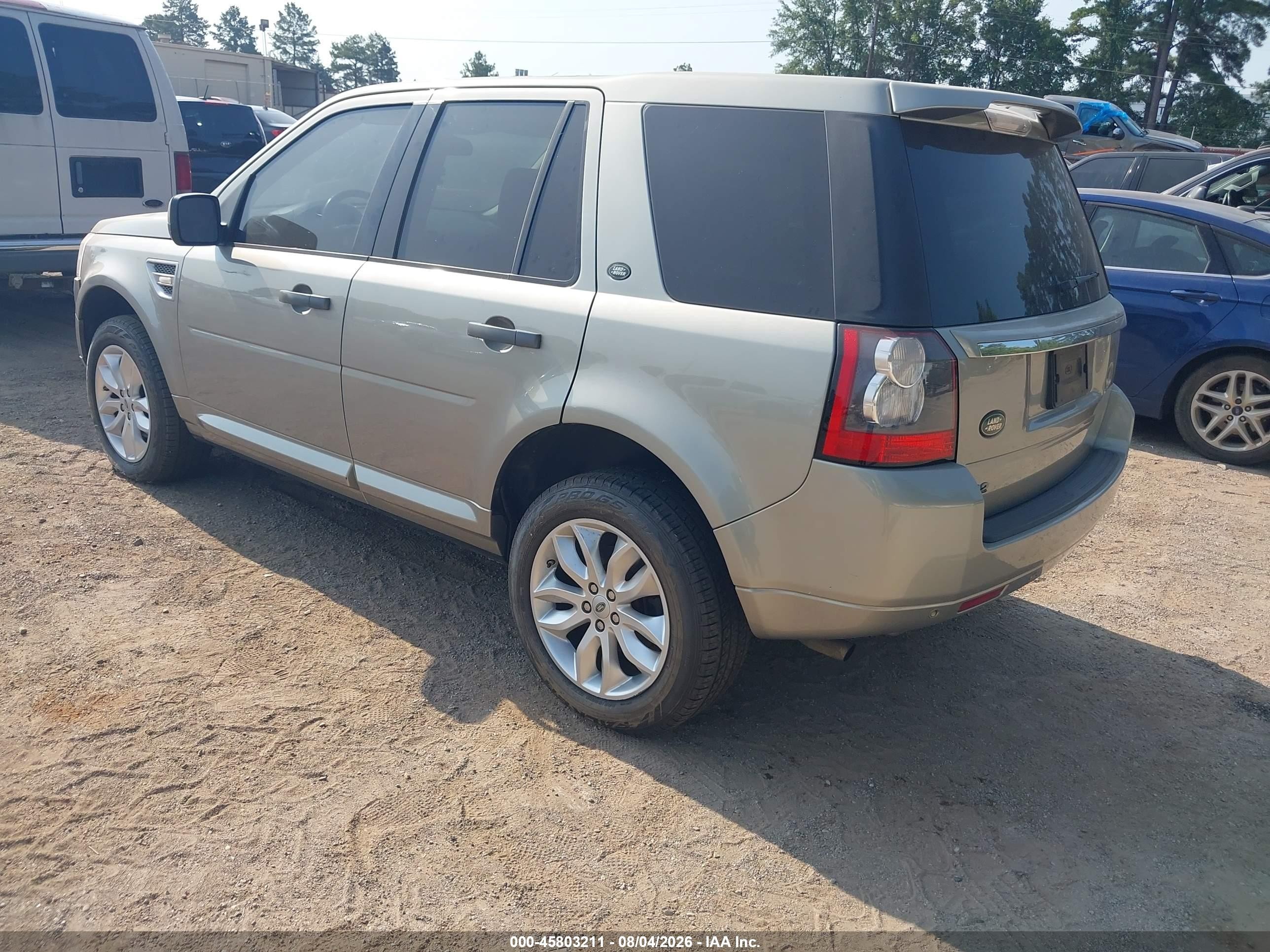 2011 Land Rover Lr2   Tan vin: SALFR2BN0BH271755