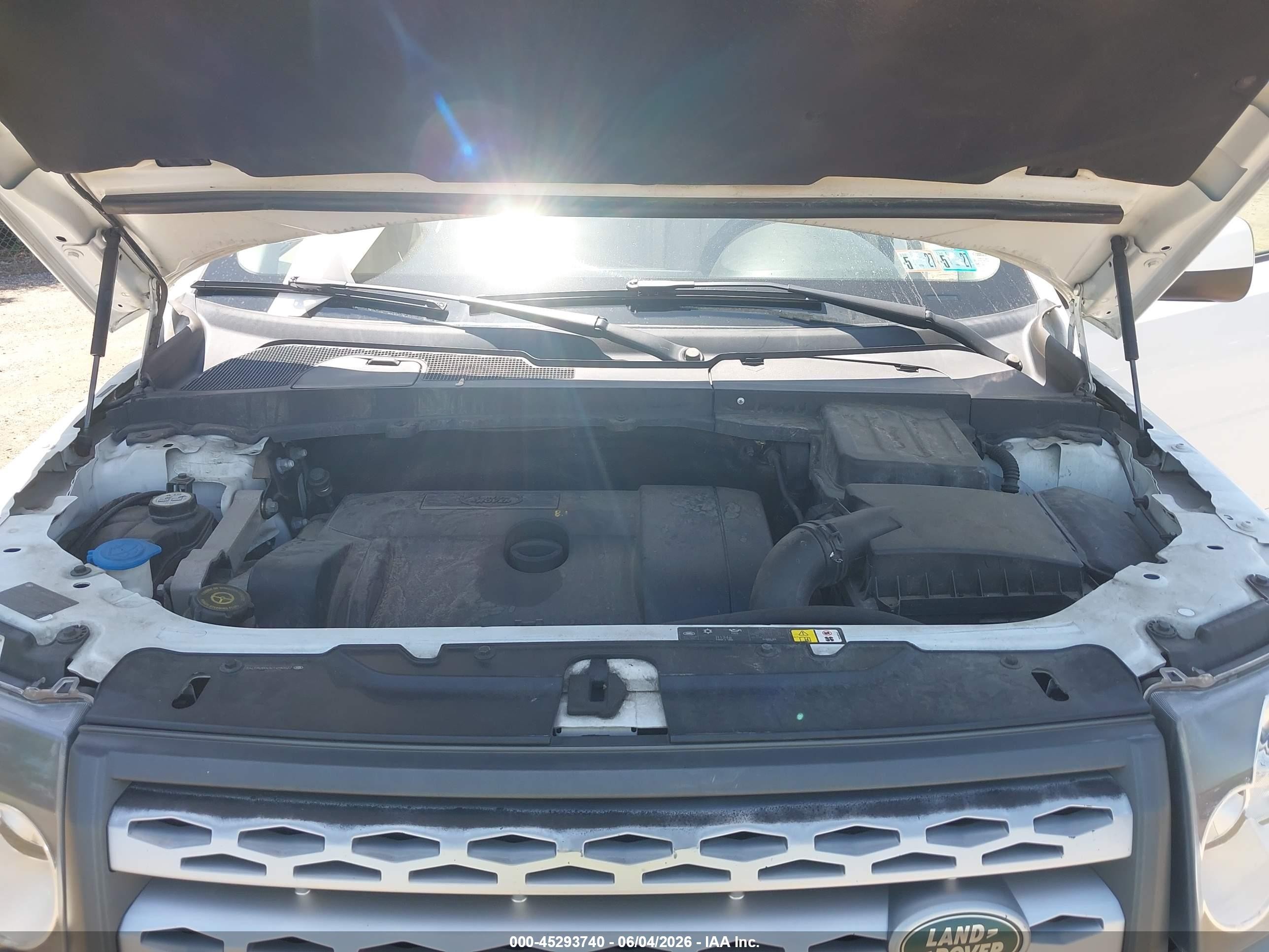 2012 Land Rover Lr2   White vin: SALFR2BN3CH290527