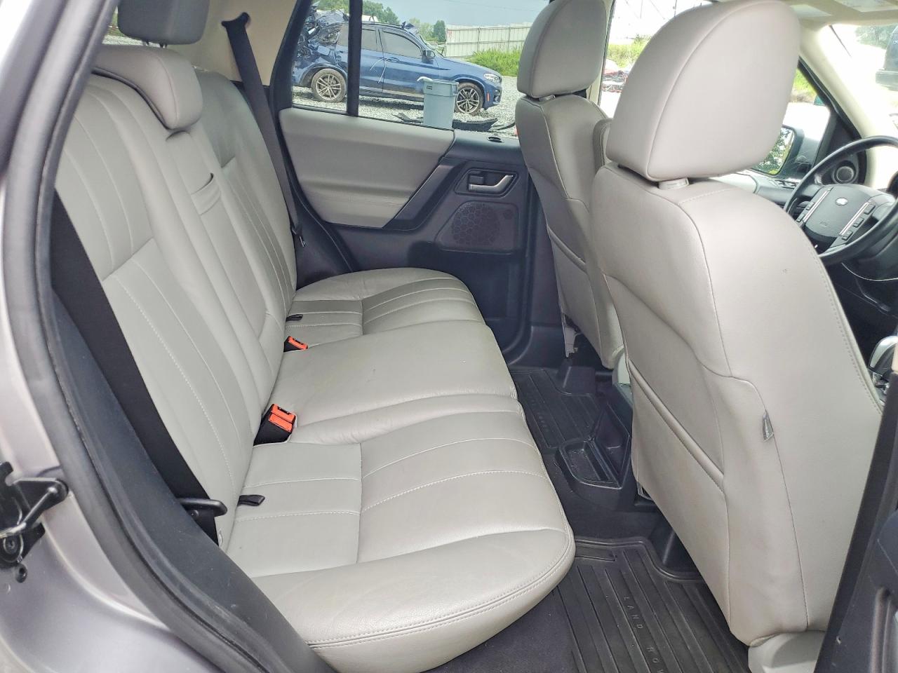 2011 Land Rover Lr2 Hse Серебряный vin: SALFR2BN8BH280364