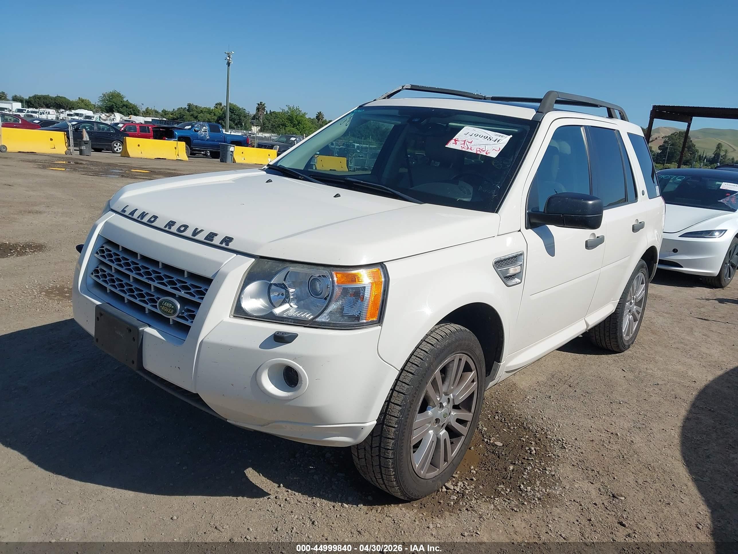 2009 Land Rover Lr2 Hse White vin: SALFT24N09H139295