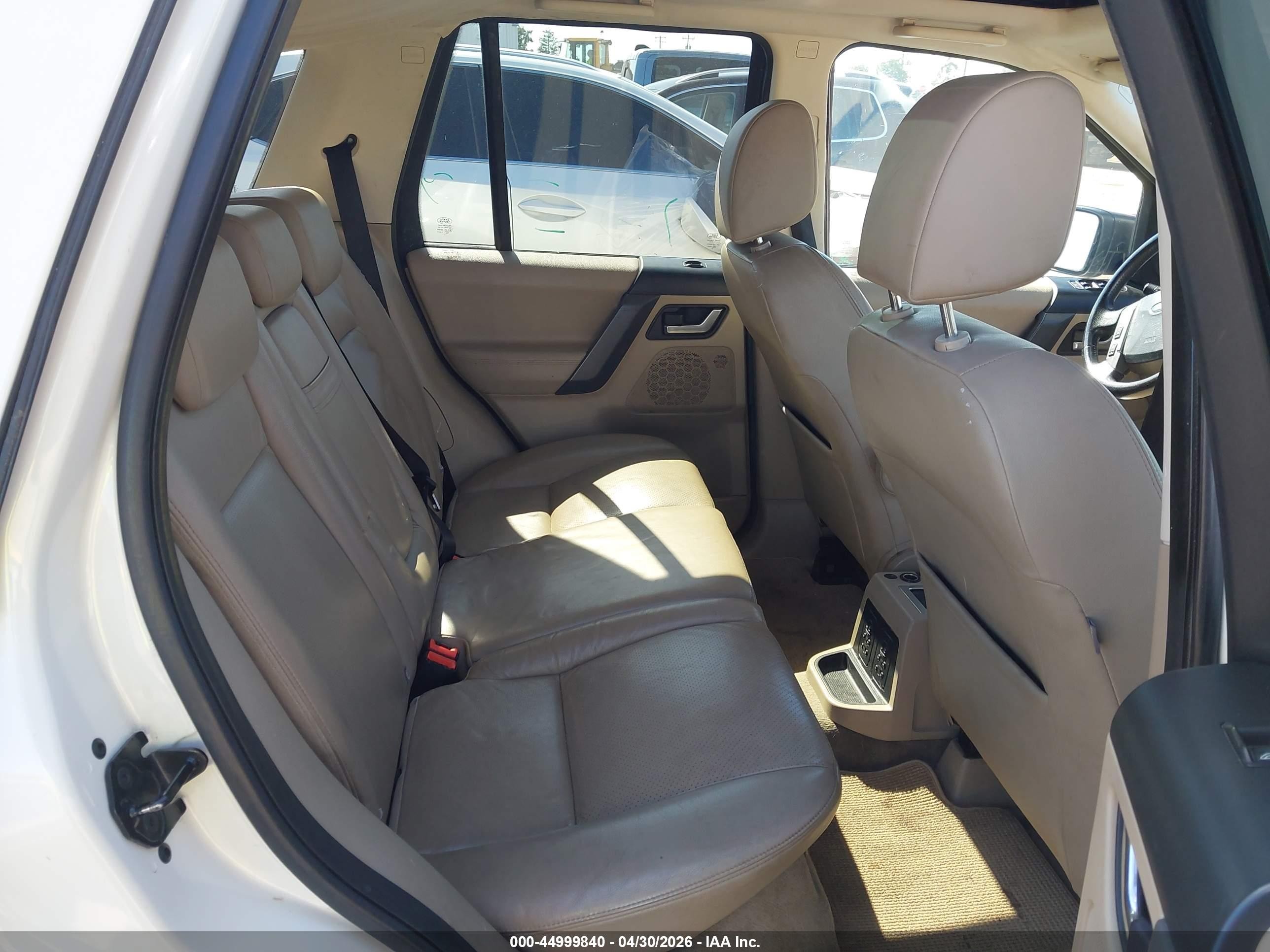 2009 Land Rover Lr2 Hse White vin: SALFT24N09H139295