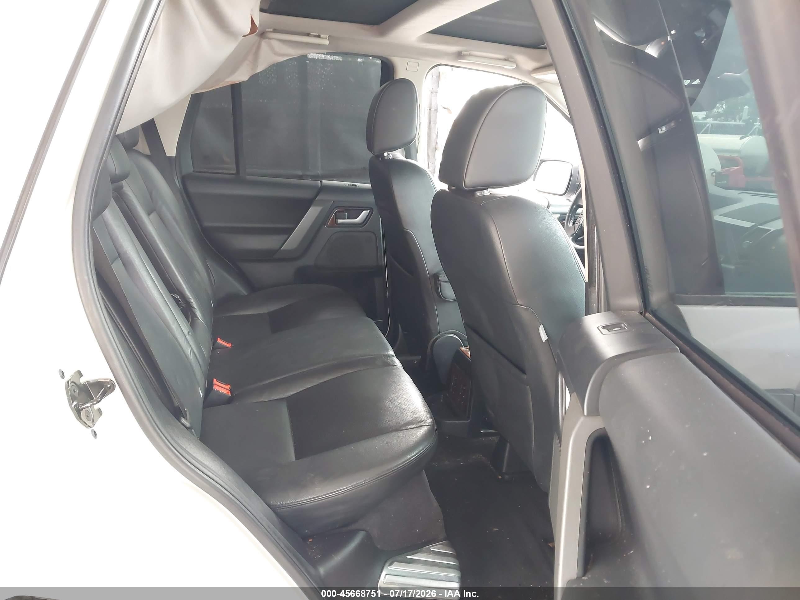 2008 Land Rover Lr2 Hse White vin: SALFT24N28H093208