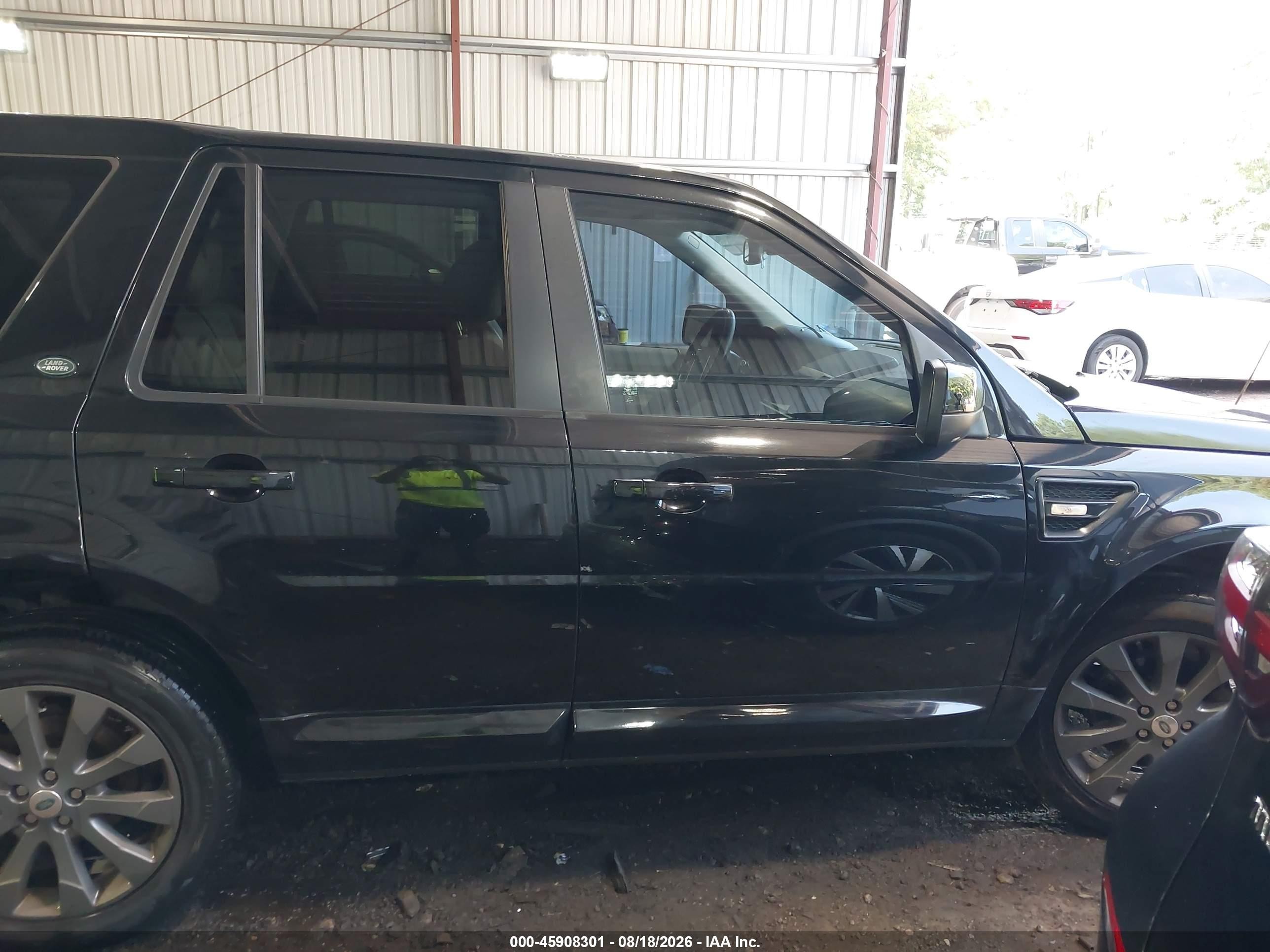 2014 Land Rover Lr2   Черный vin: SALFT2BG3EH416830