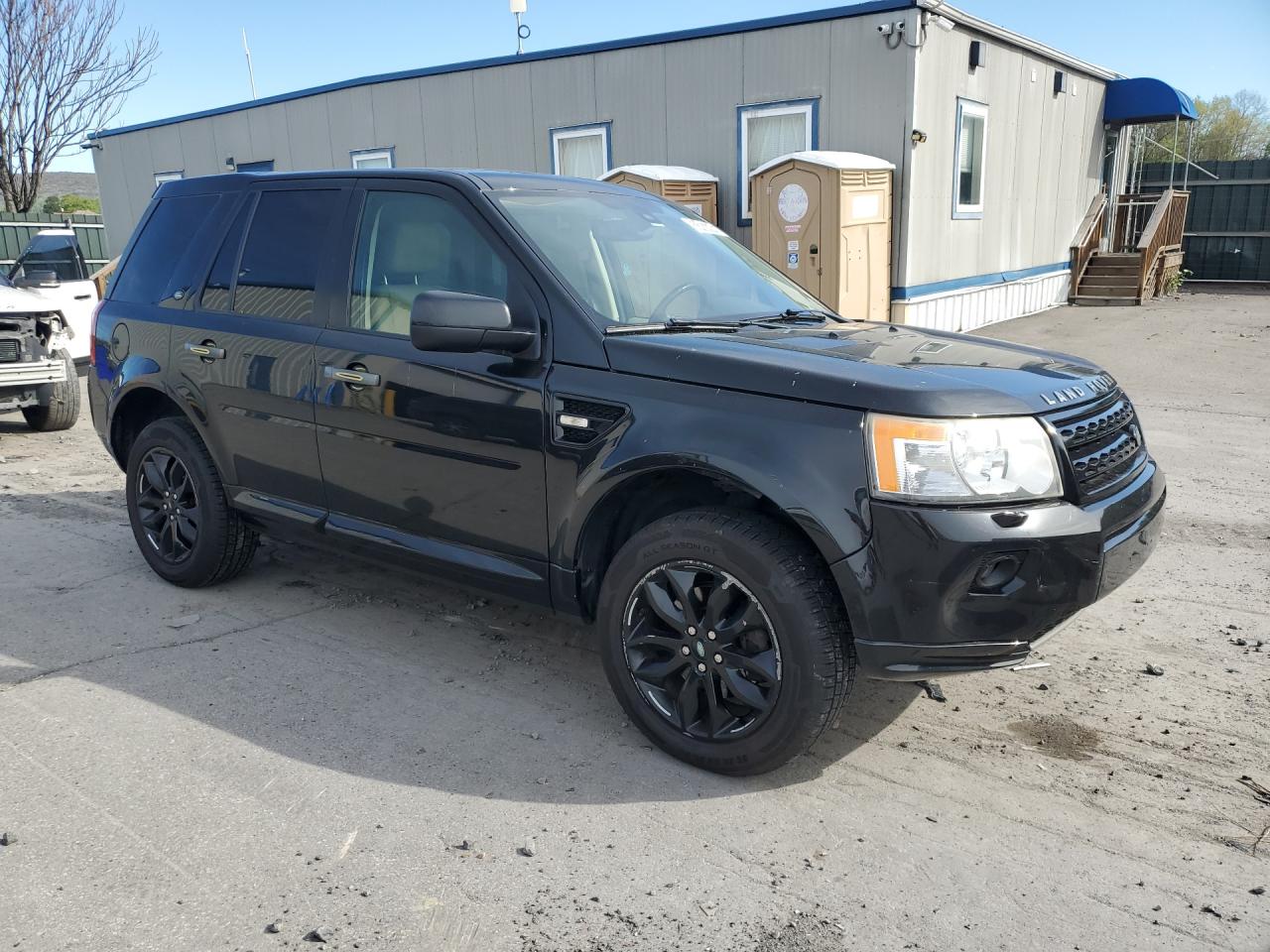 2011 Land Rover Lr2 Hse Luxury Black vin: SALFT2BN7BH231755 Damage: Right Front Fender, Chipped, 6