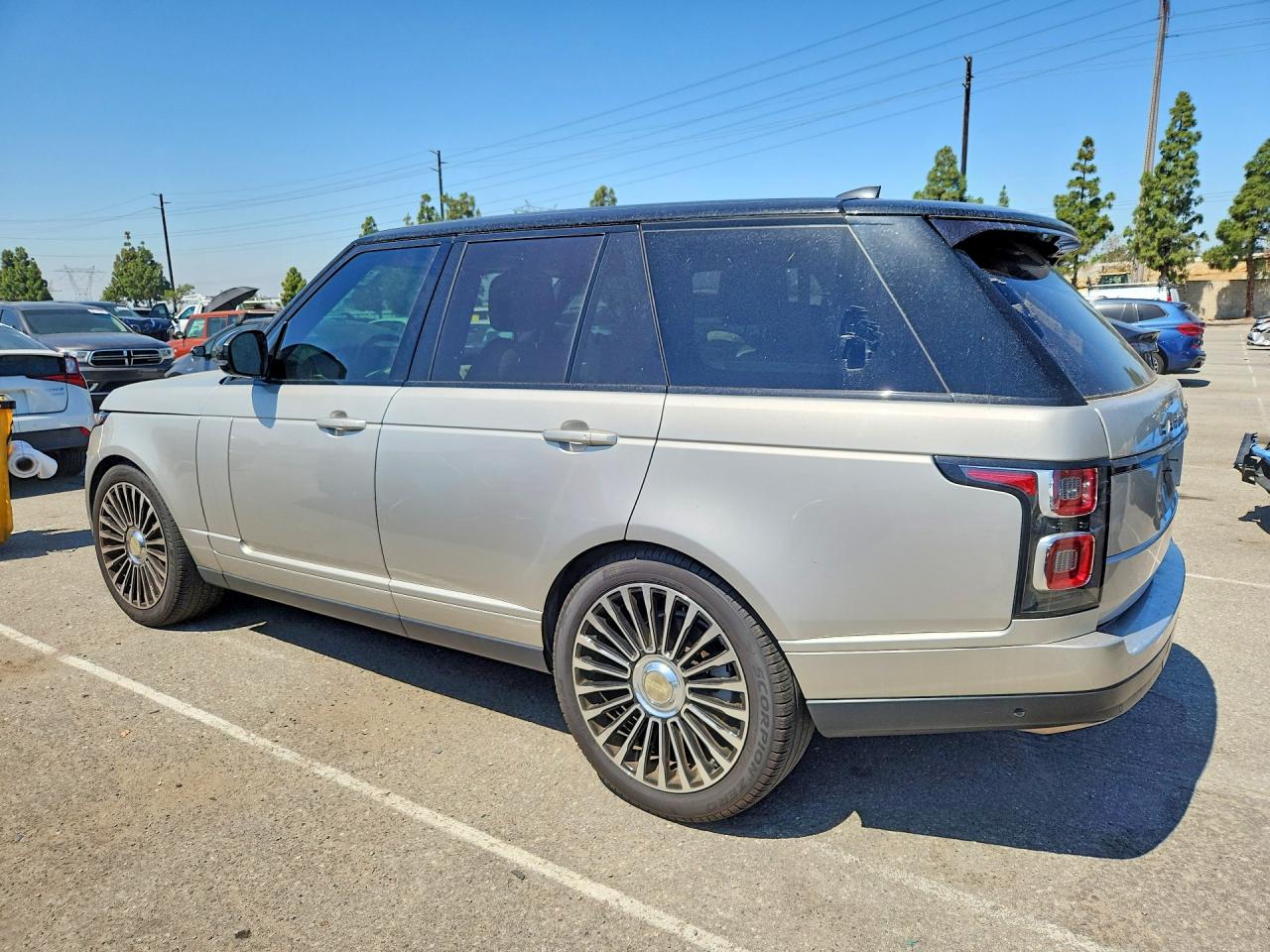 2019 Land Rover Range Rover Silver vin: SALGR2RV9KA546025