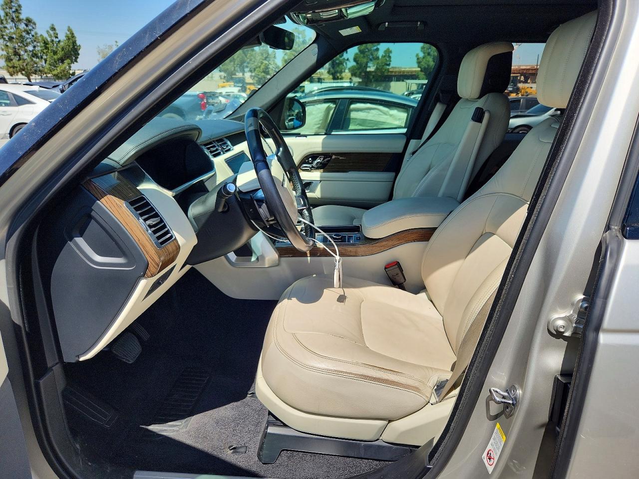 2019 Land Rover Range Rover Silver vin: SALGR2RV9KA546025