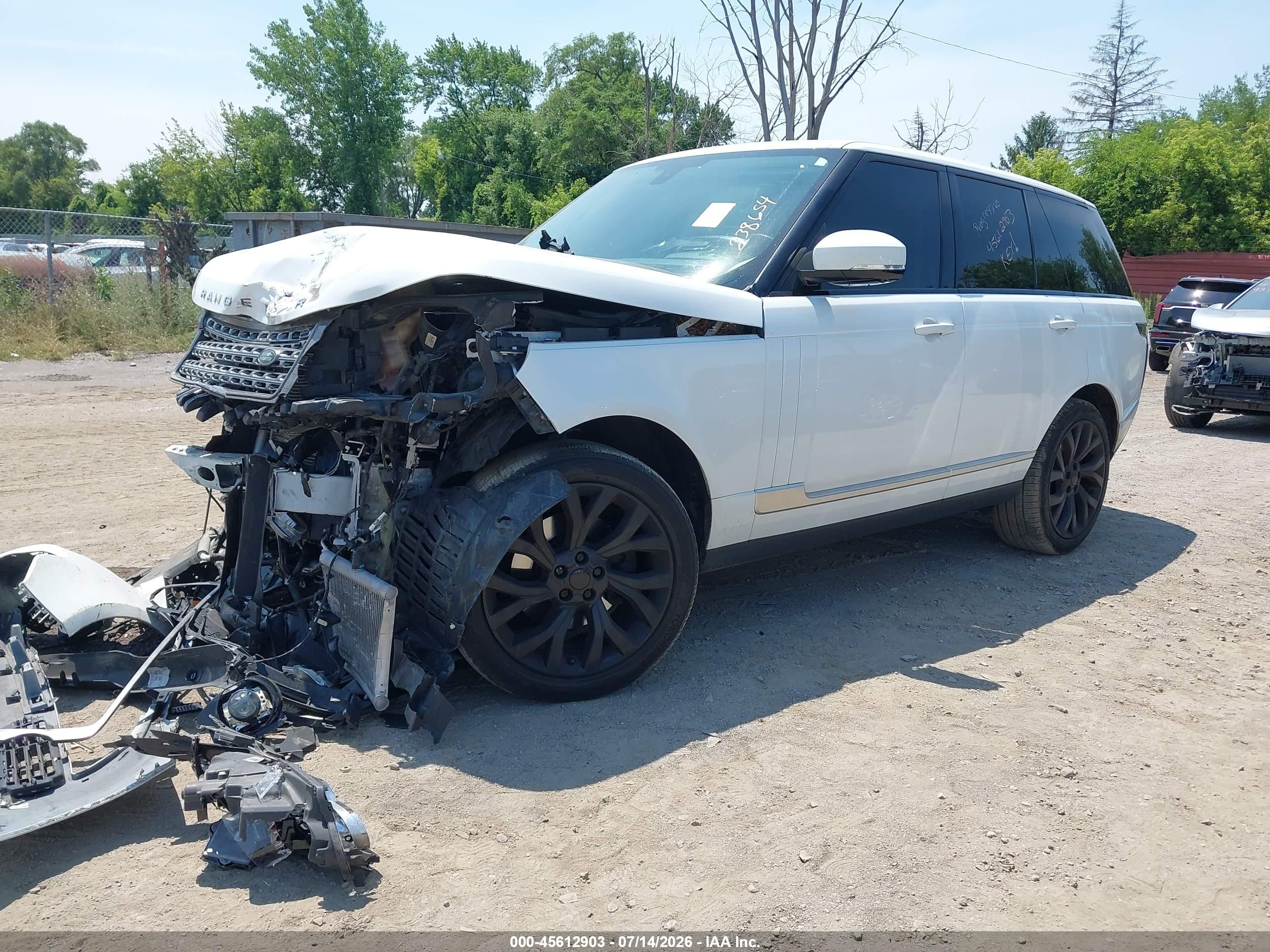 2015 Land Rover Range Rover 3.0l V6 Supercharged White vin: SALGR2VF6FA238654