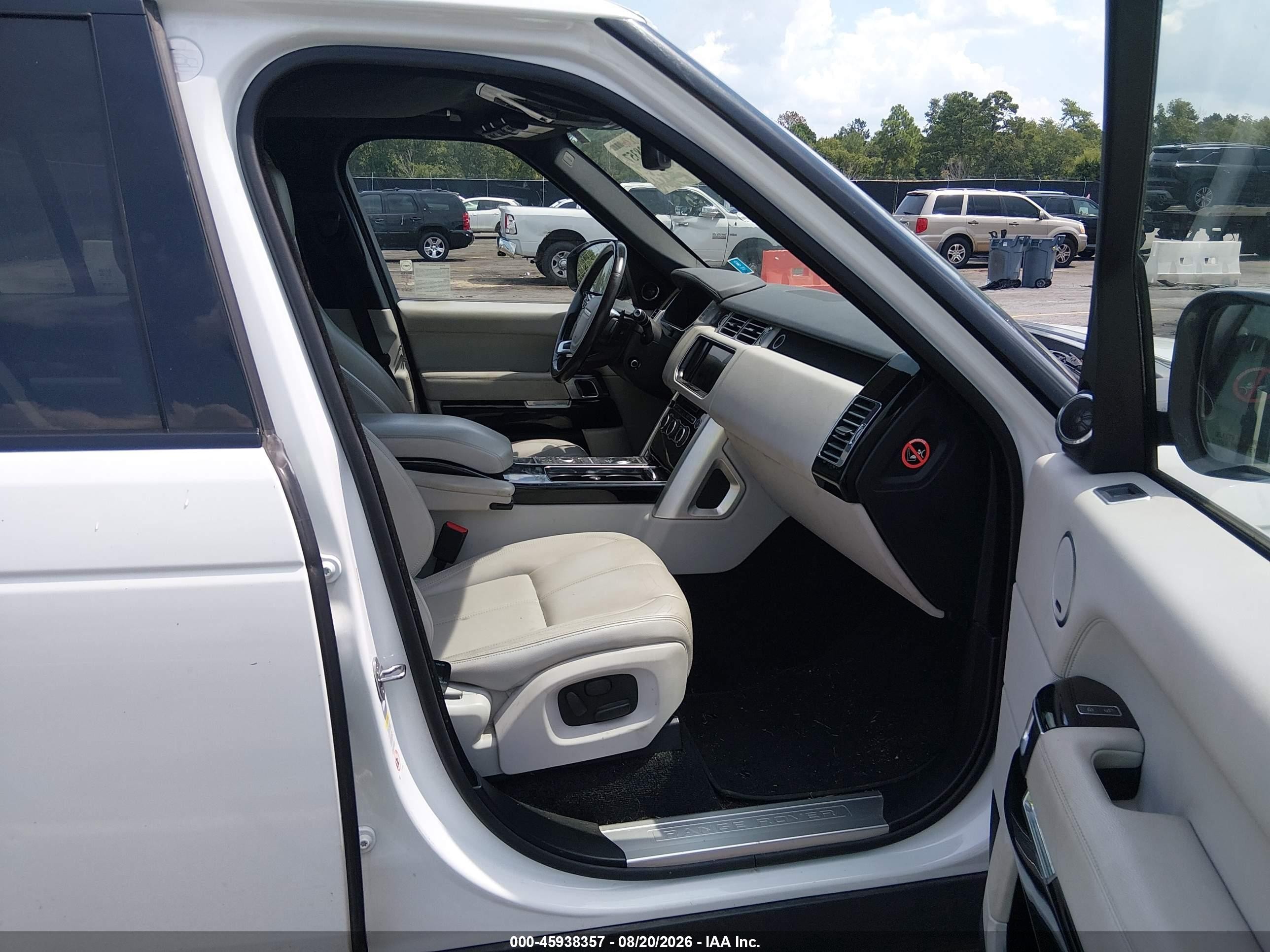 2014 Land Rover Range Rover 3.0l V6 Supercharged White vin: SALGR2WFXEA143057