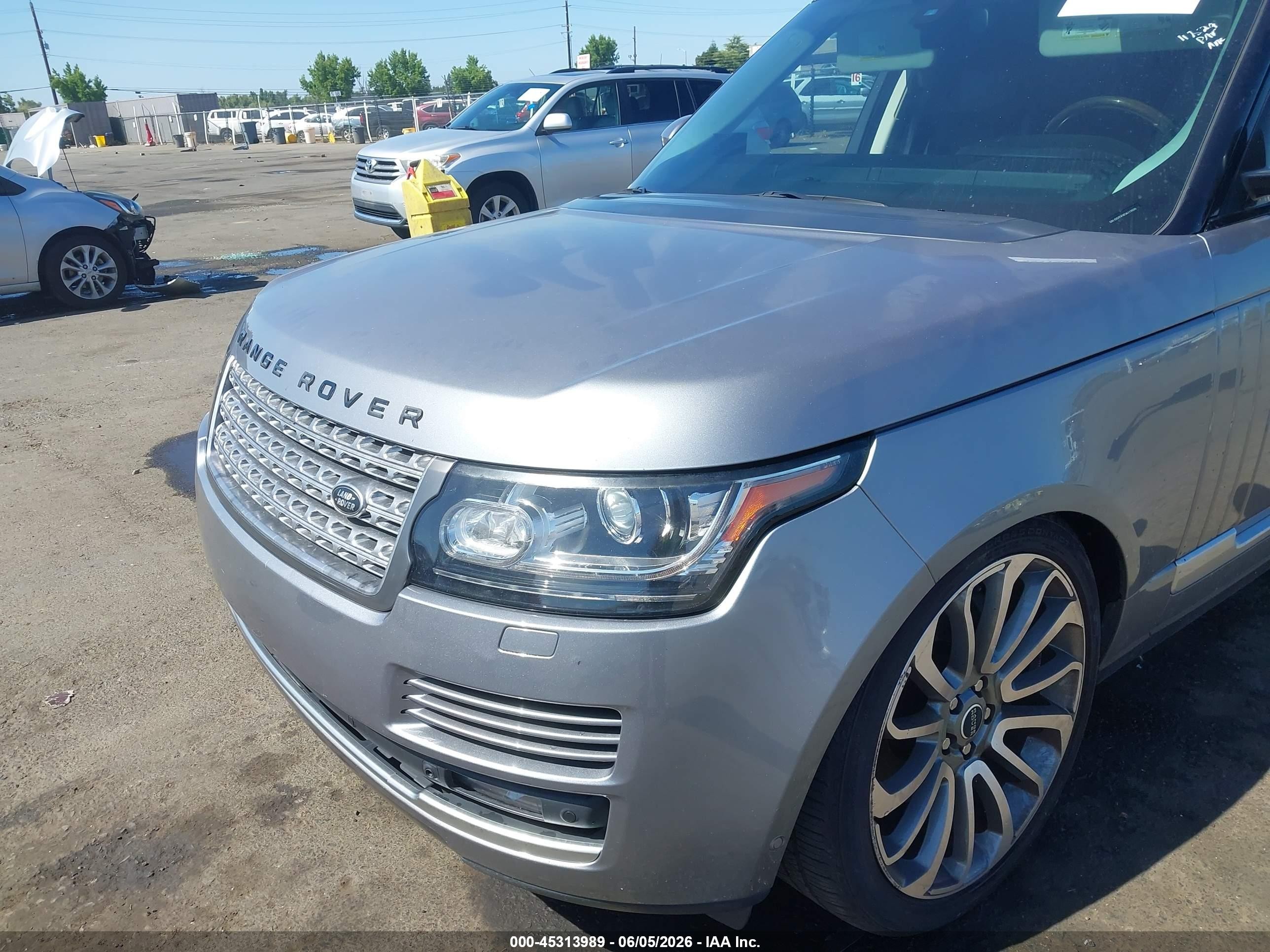 2013 Land Rover Range Rover Hse Silver vin: SALGS2DF8DA117529