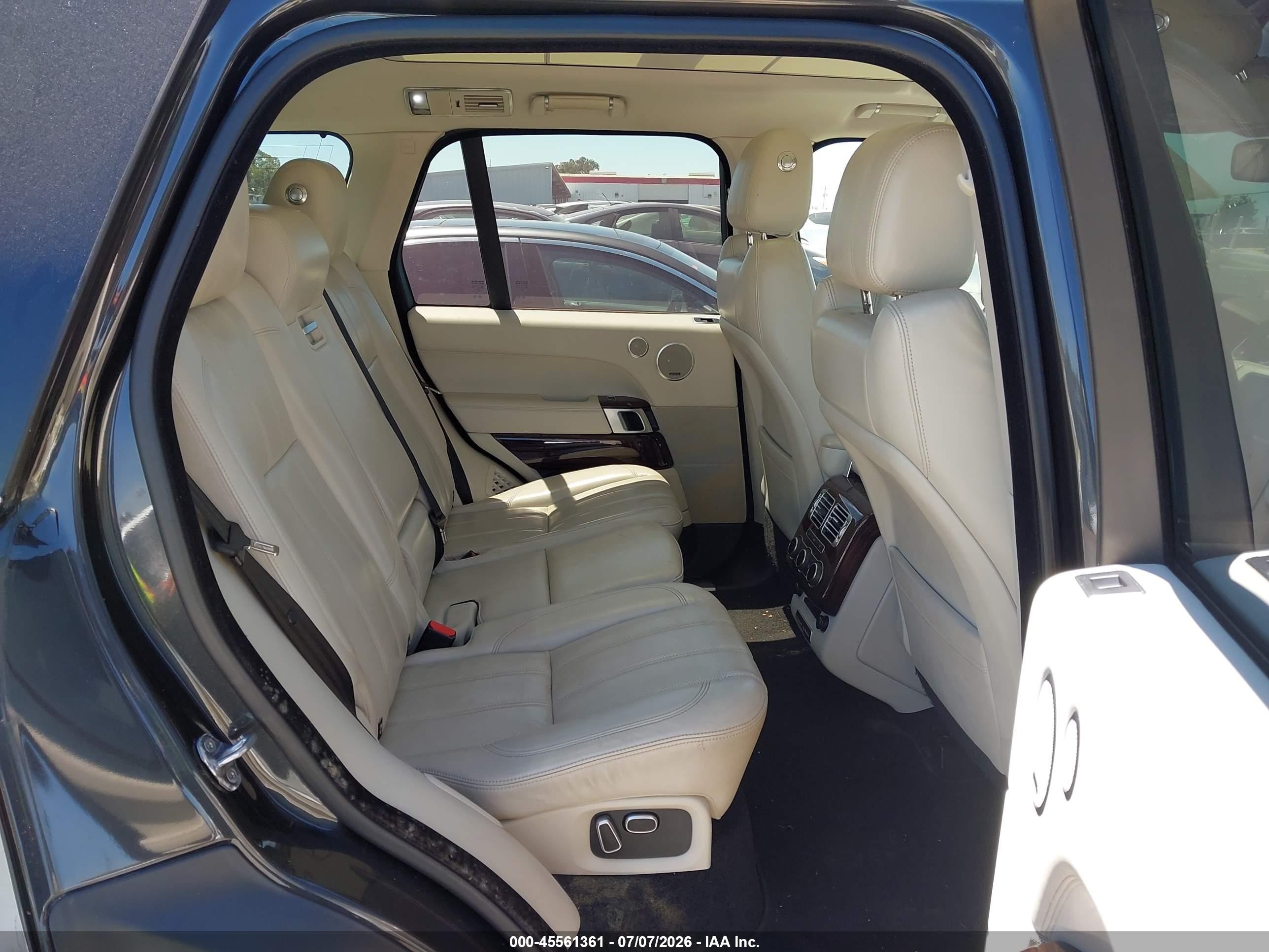 2014 Land Rover Range Rover 5.0l V8 Supercharged/5.0l V8 Supercharged Ebony Edition Gray vin: SALGS2EF4EA142847