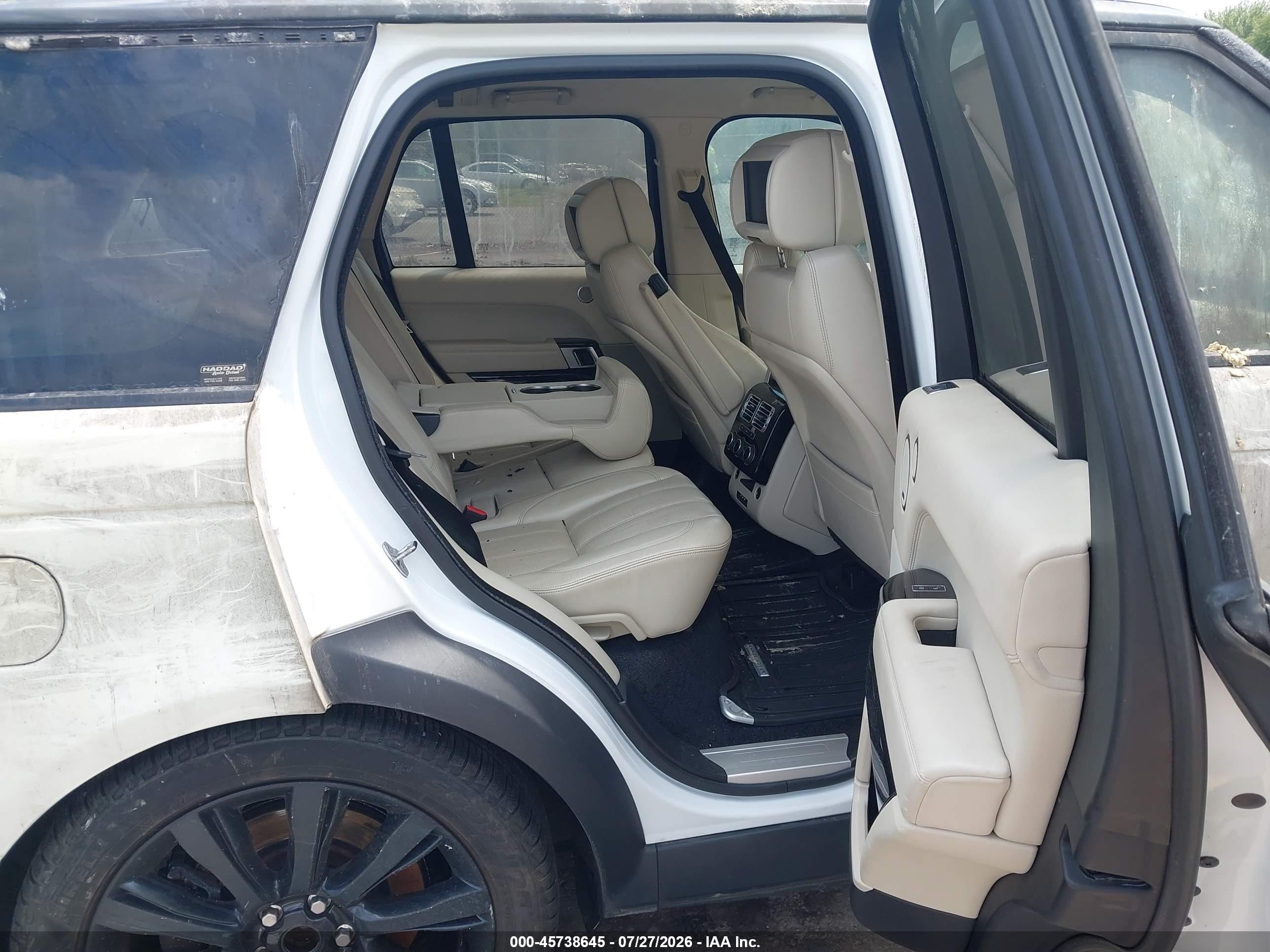 2014 Land Rover Range Rover 5.0l V8 Supercharged/5.0l V8 Supercharged Ebony Edition White vin: SALGS2EF9EA137000