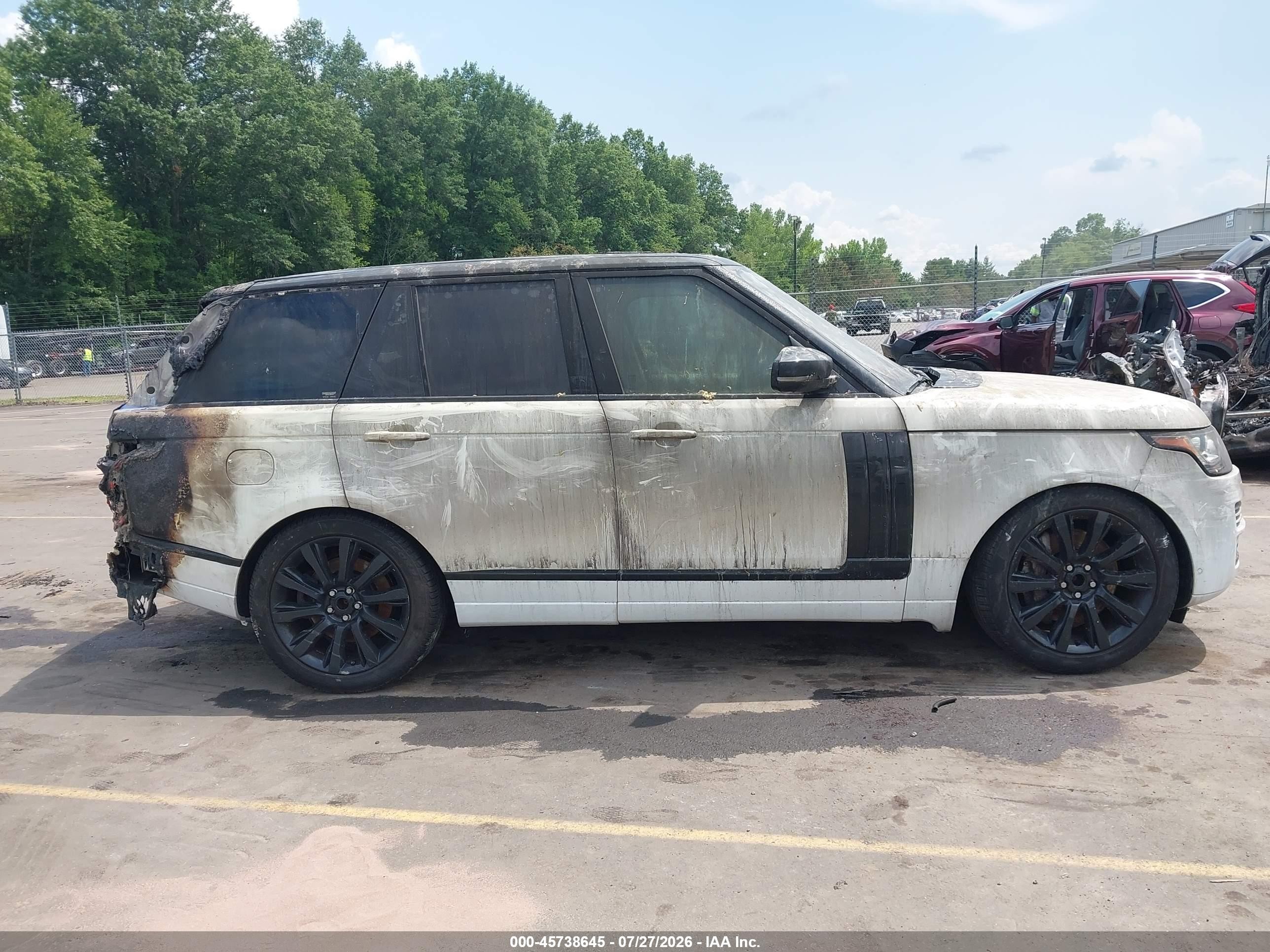 2014 Land Rover Range Rover 5.0l V8 Supercharged/5.0l V8 Supercharged Ebony Edition White vin: SALGS2EF9EA137000