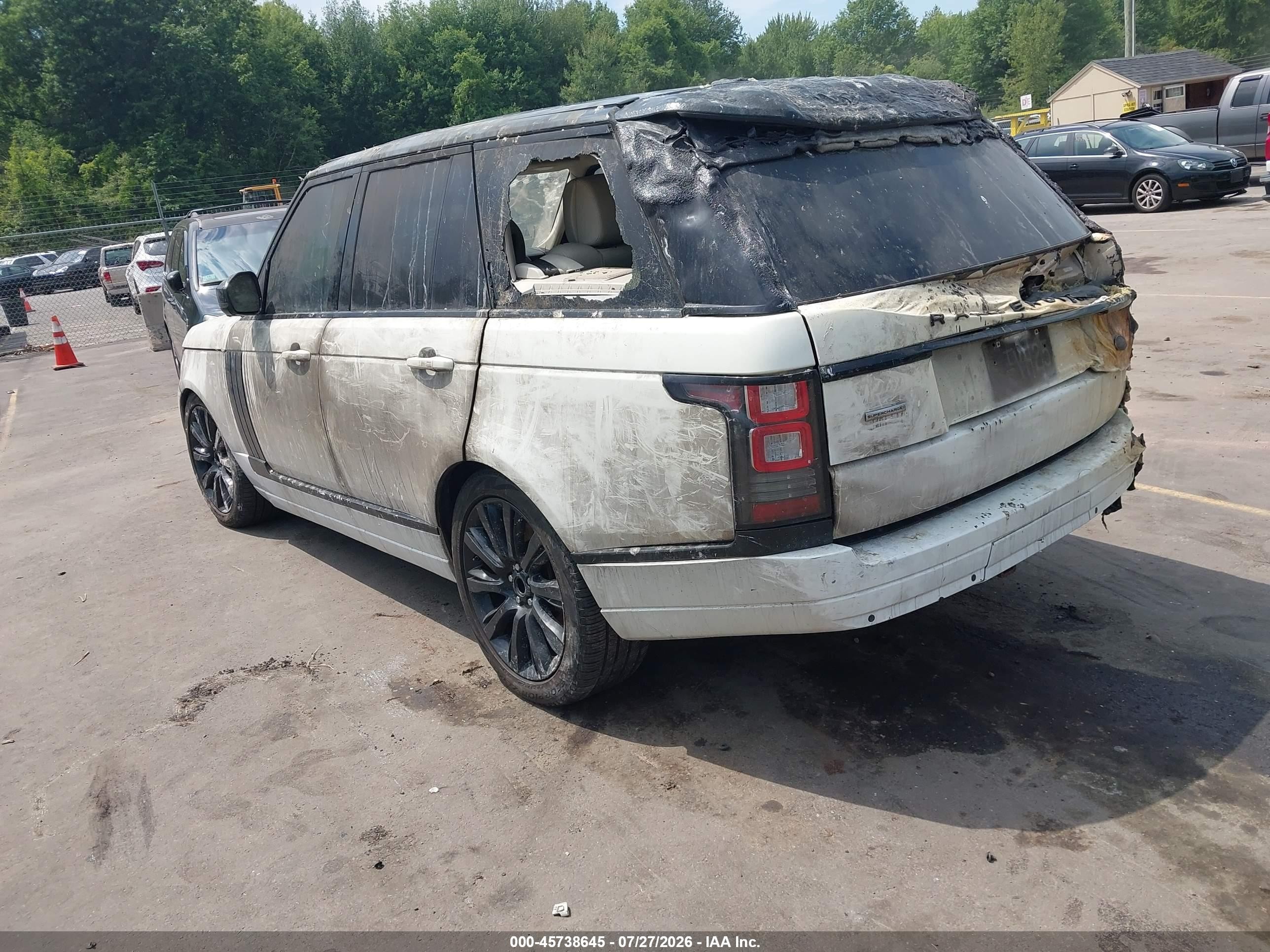 2014 Land Rover Range Rover 5.0l V8 Supercharged/5.0l V8 Supercharged Ebony Edition White vin: SALGS2EF9EA137000