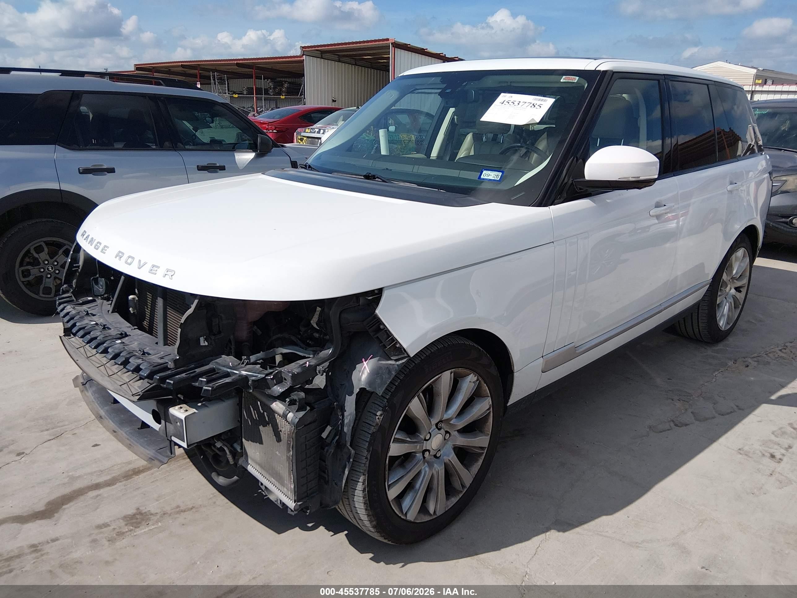 2014 Land Rover Range Rover 5.0l V8 Supercharged/5.0l V8 Supercharged Ebony Edition White vin: SALGS2EFXEA150712