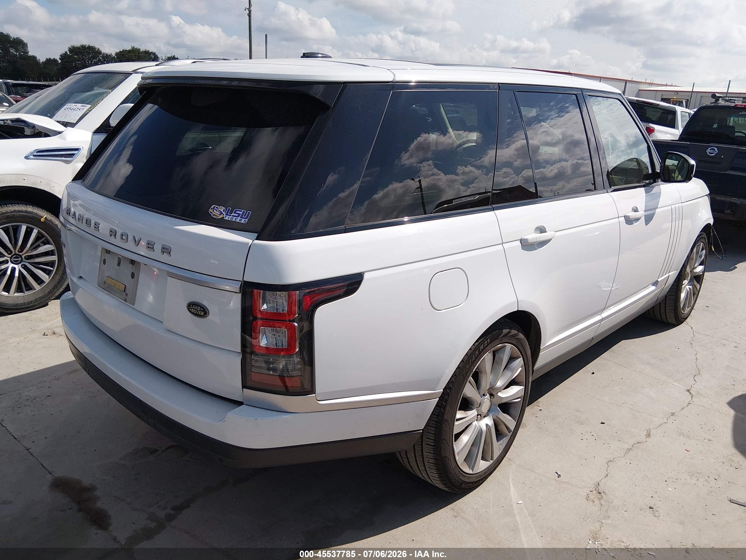 2014 Land Rover Range Rover 5.0l V8 Supercharged/5.0l V8 Supercharged Ebony Edition White vin: SALGS2EFXEA150712