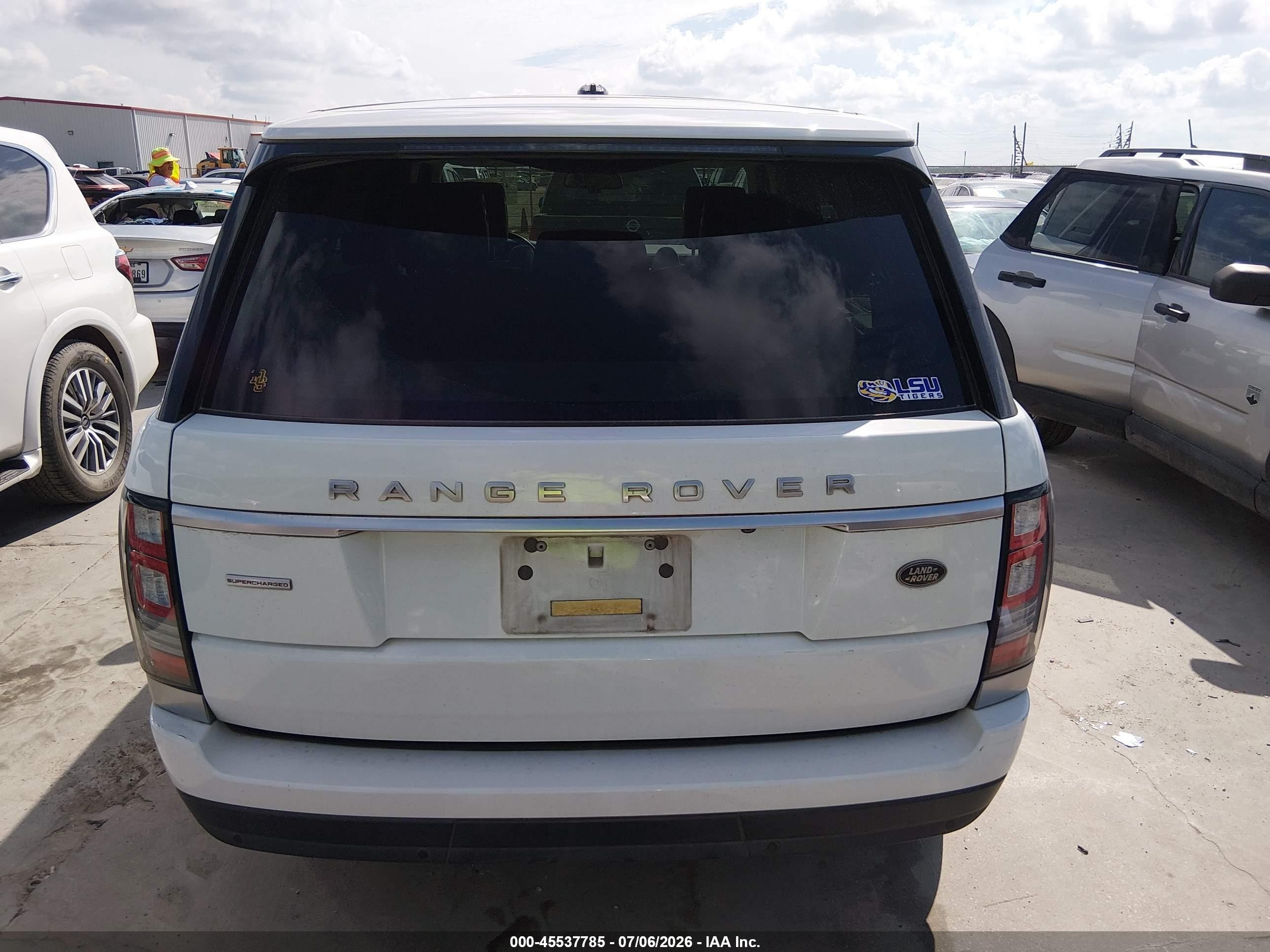 2014 Land Rover Range Rover 5.0l V8 Supercharged/5.0l V8 Supercharged Ebony Edition White vin: SALGS2EFXEA150712