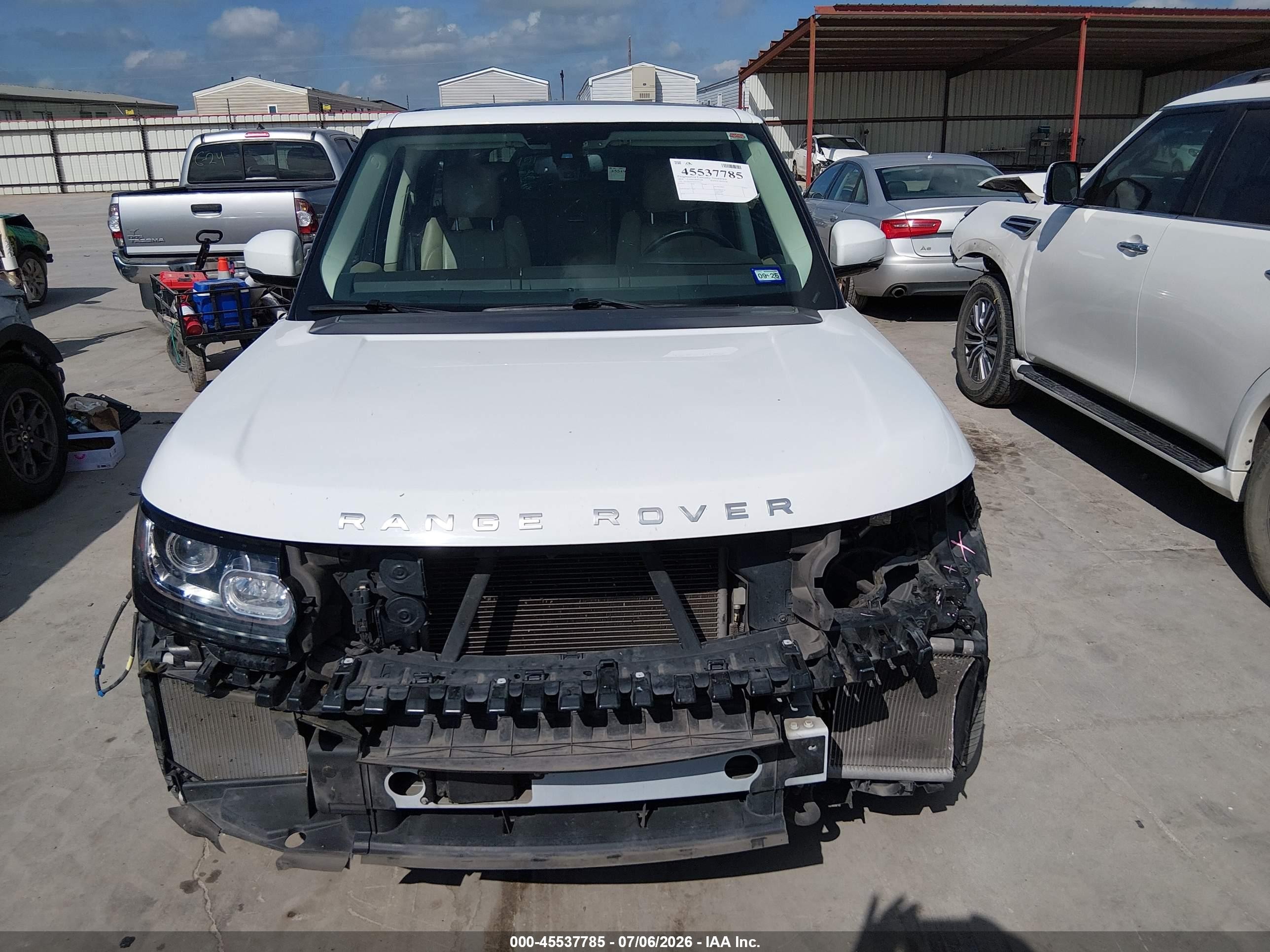 2014 Land Rover Range Rover 5.0l V8 Supercharged/5.0l V8 Supercharged Ebony Edition White vin: SALGS2EFXEA150712