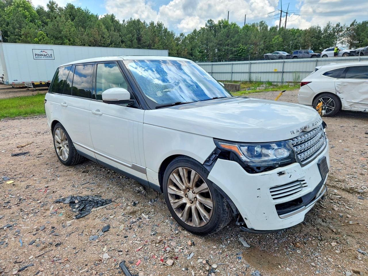 2017 Land Rover Range Rover Supercharged White vin: SALGS2FE5HA322087