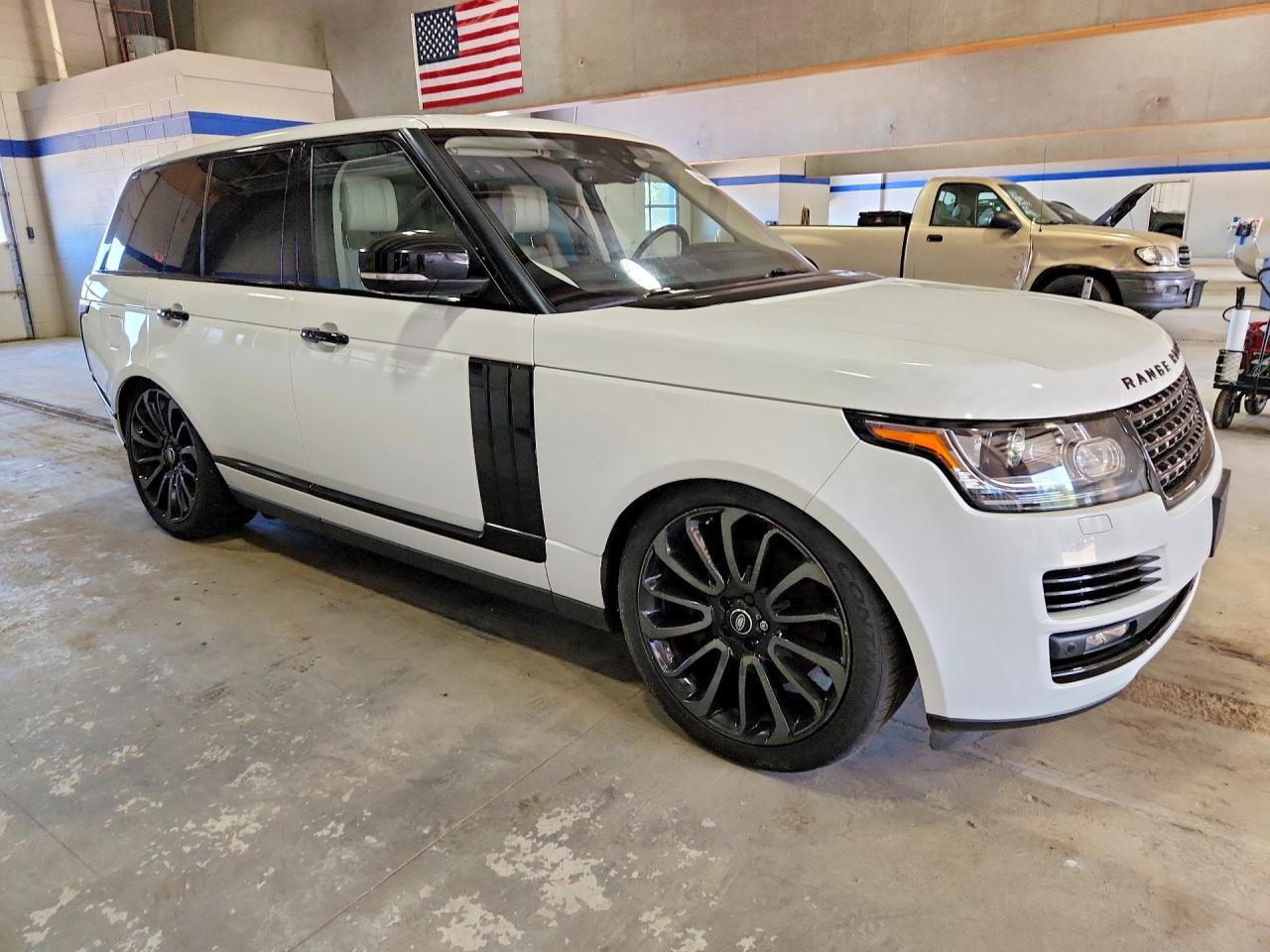 2017 Land Rover Range Rover Supercharged White vin: SALGS2FE6HA348889