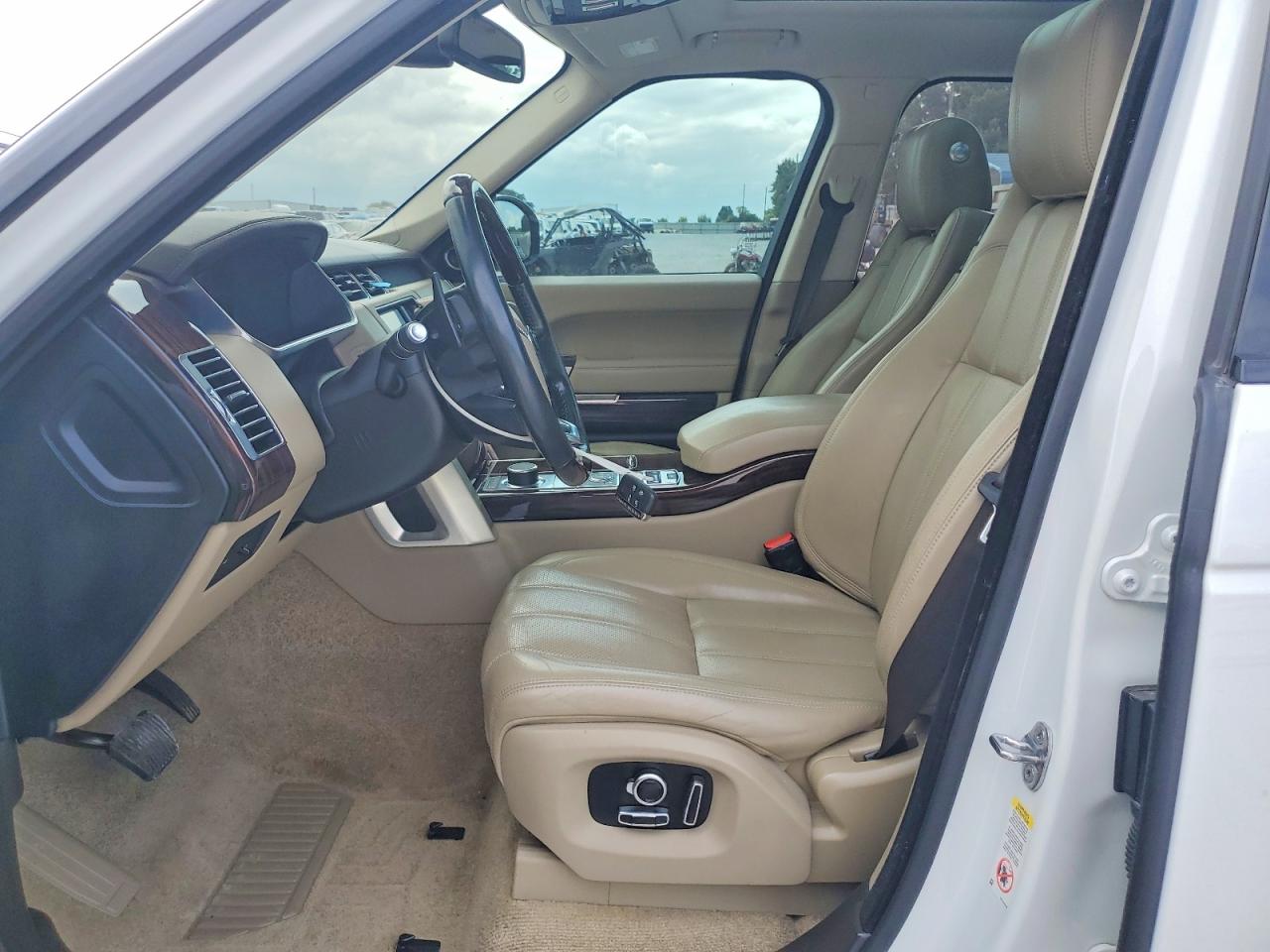 2016 Land Rover Range Rover Hse White vin: SALGS2PF0GA318857