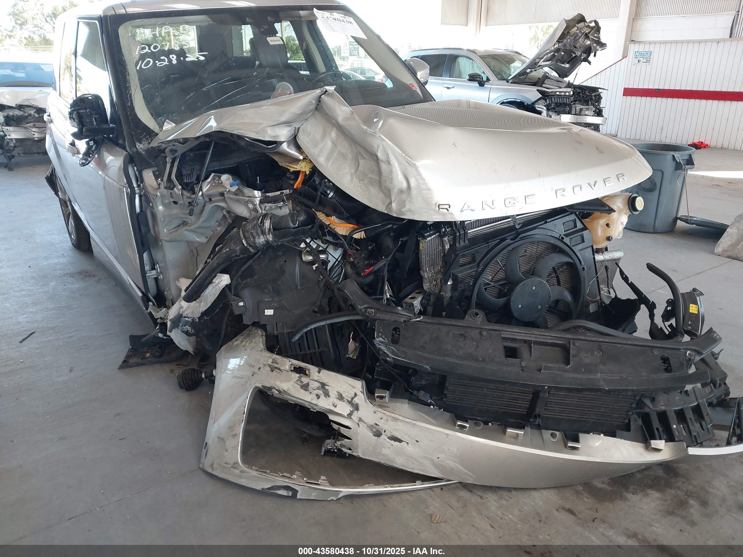 2020 Land Rover Range Rover Hse Gold vin: SALGS2RU0LA401534
