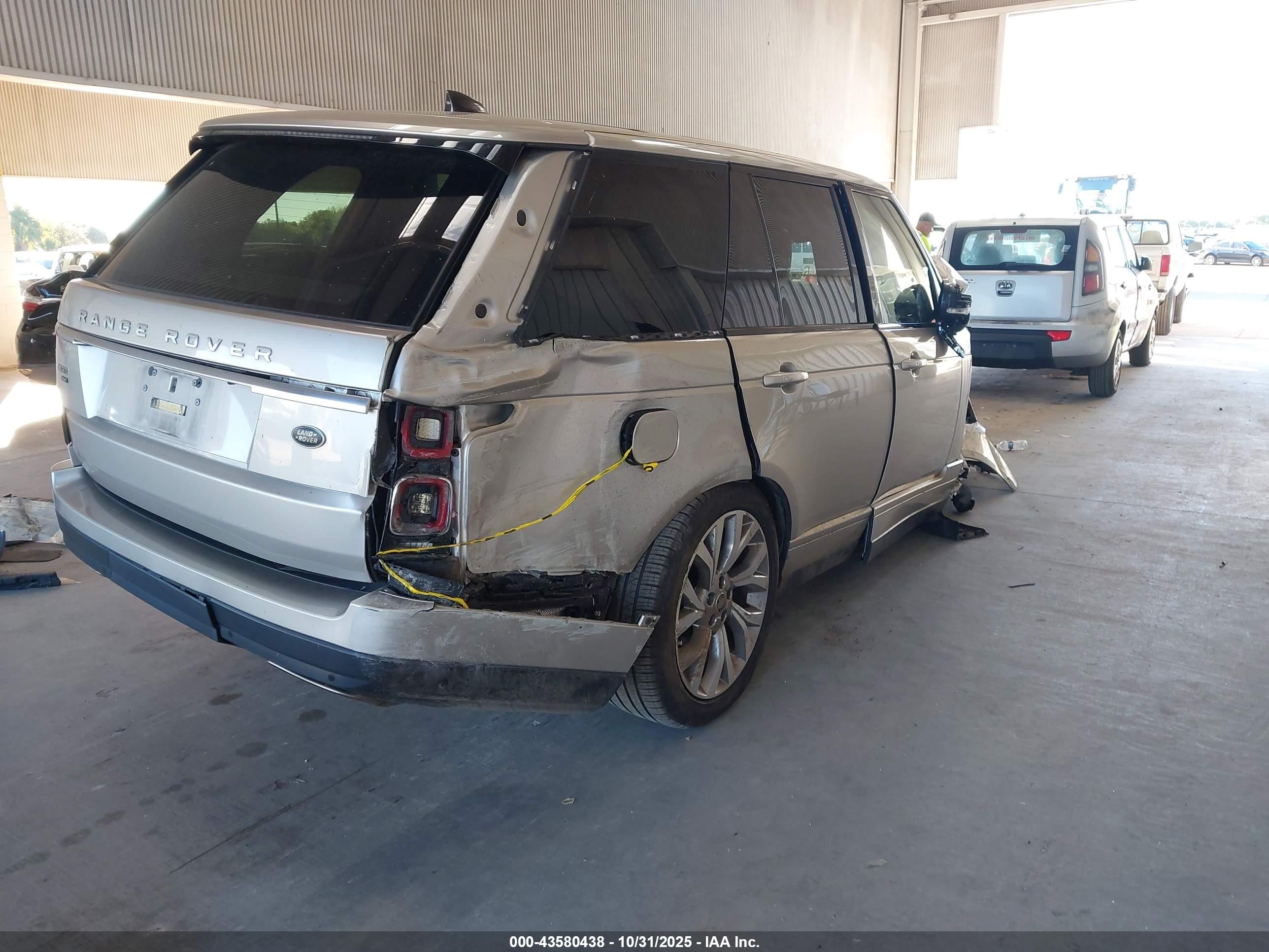 2020 Land Rover Range Rover Hse Gold vin: SALGS2RU0LA401534