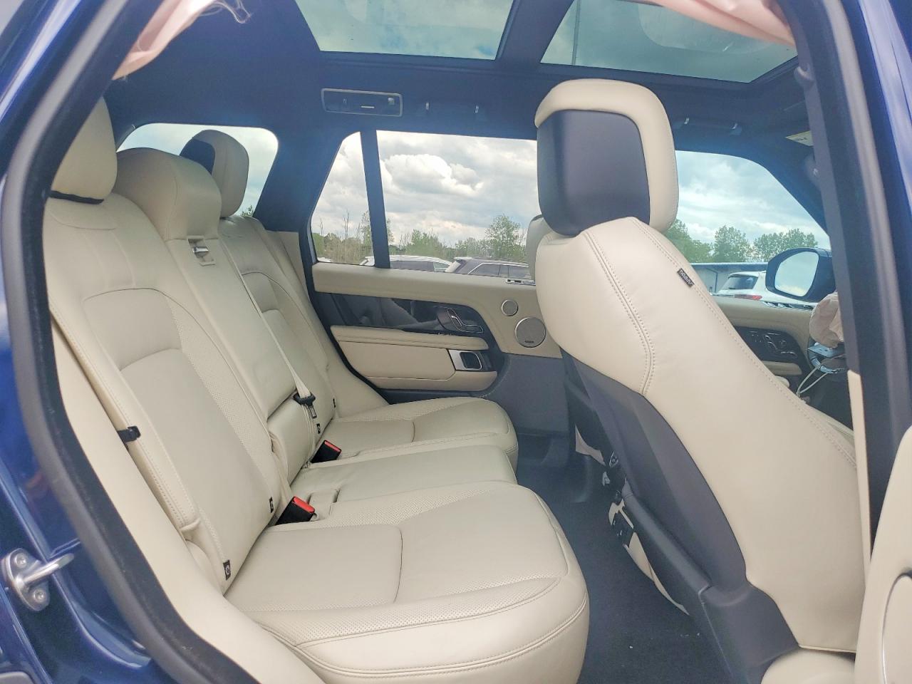 2021 Land Rover Range Rover Hse Westminster Edition Blue vin: SALGS2RU5MA433557