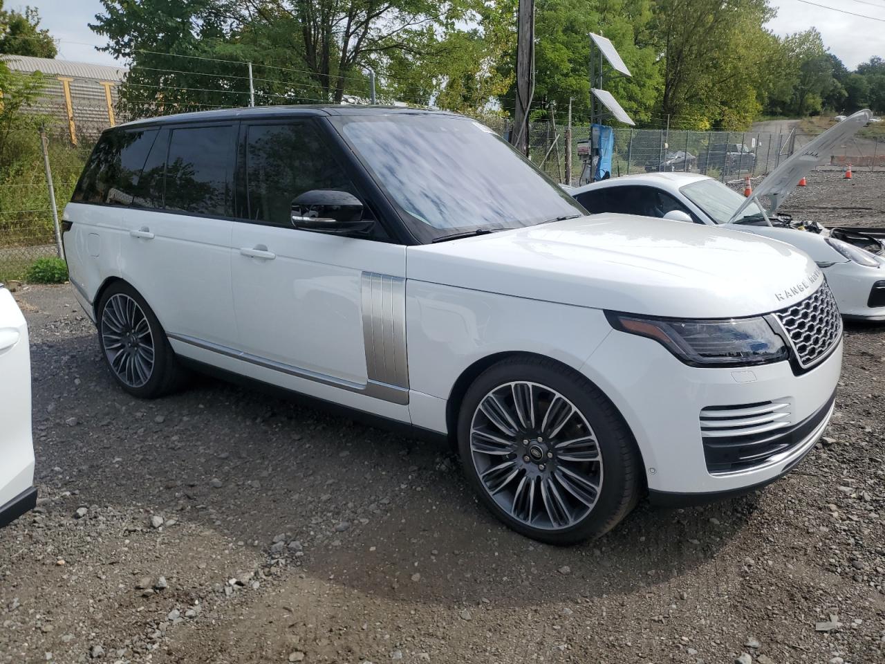 2022 Land Rover Range Rover Westminster Edition White vin: SALGS2SE6NA470136