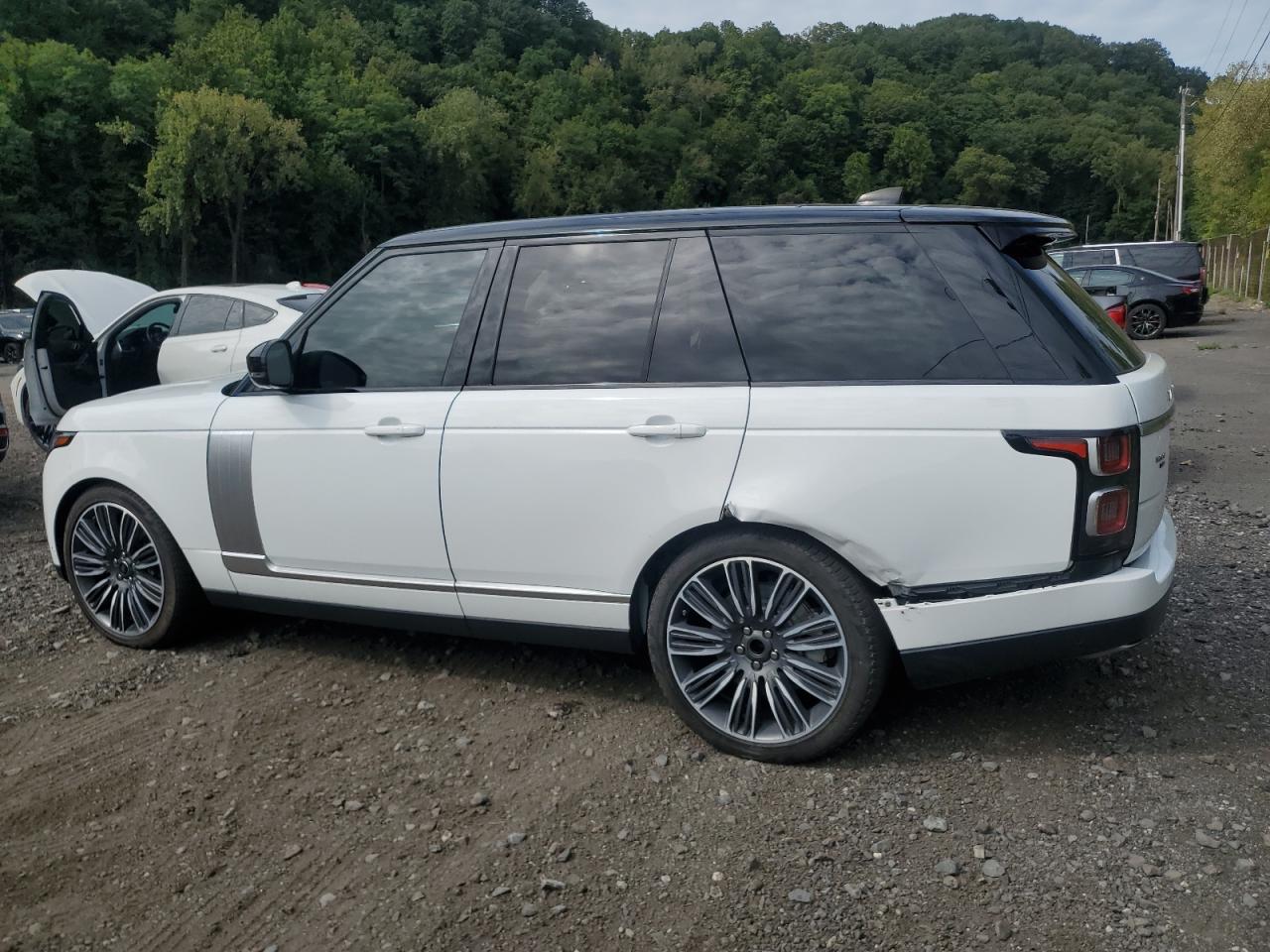 2022 Land Rover Range Rover Westminster Edition White vin: SALGS2SE6NA470136