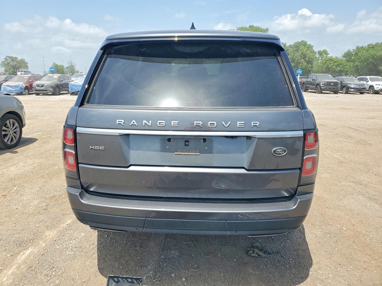 2018 Land Rover Range Rover Hse Silver vin: SALGS2SV4JA512507
