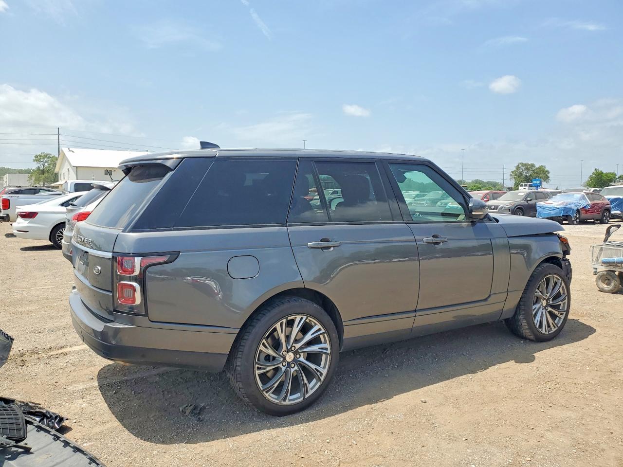 2018 Land Rover Range Rover Hse Silver vin: SALGS2SV4JA512507